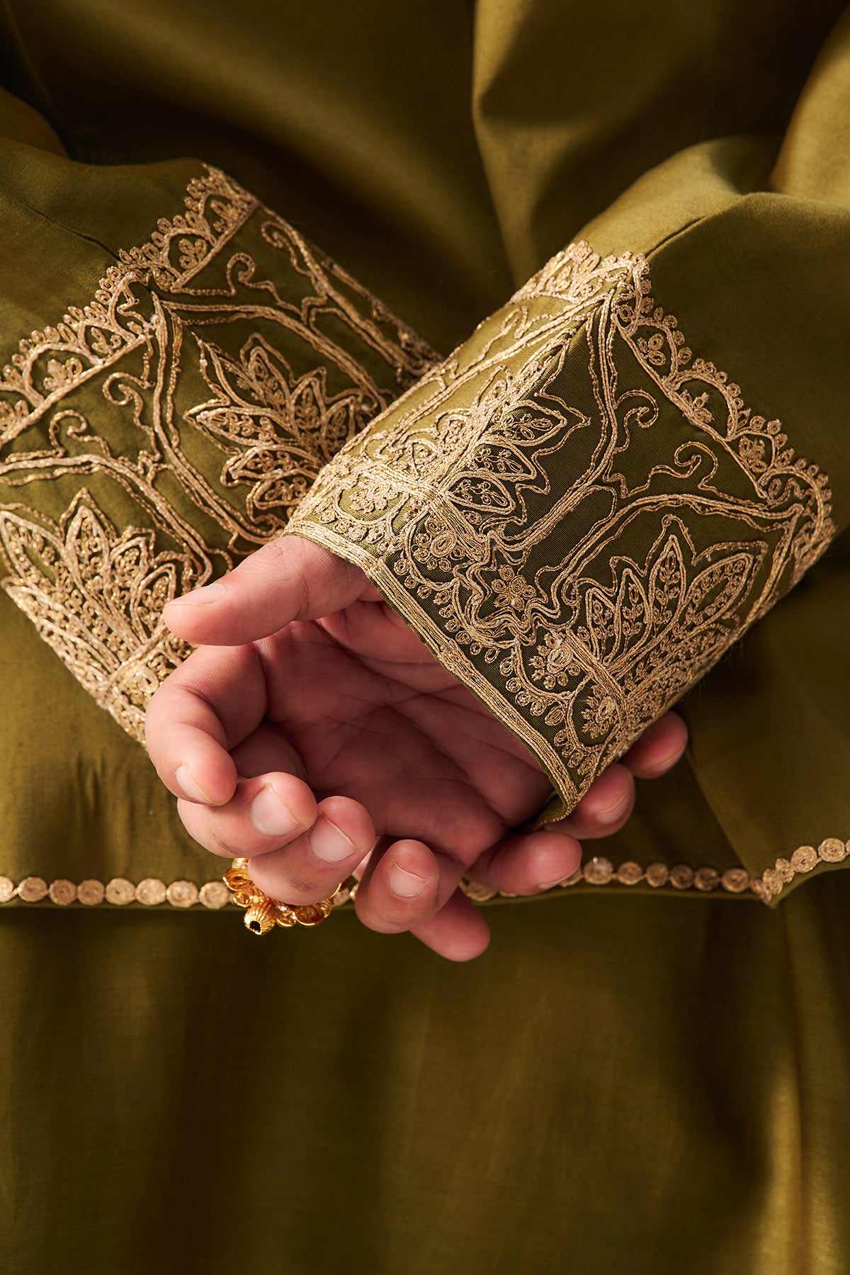 Dark Olive Zari Dori Bundi Set