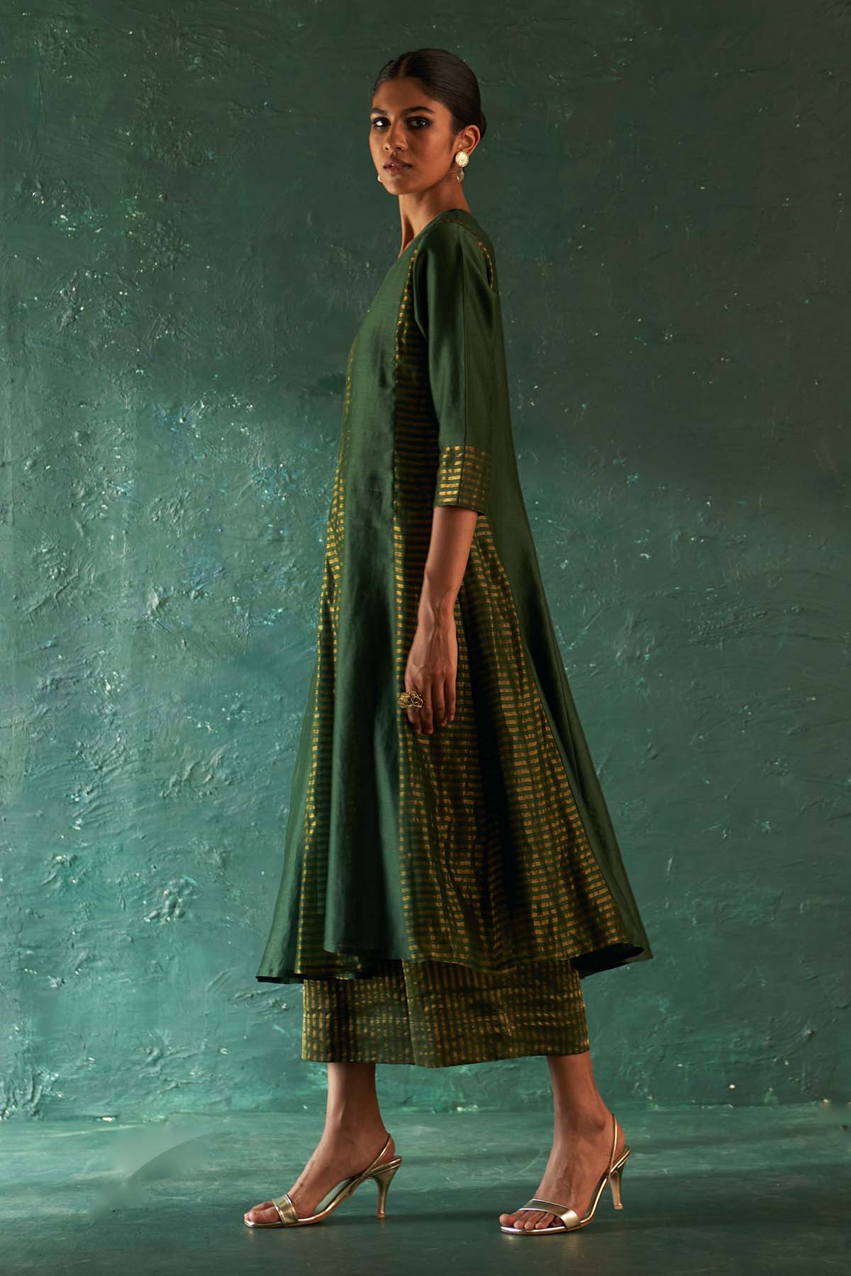Deep Green V-Neck Long Kurta Set