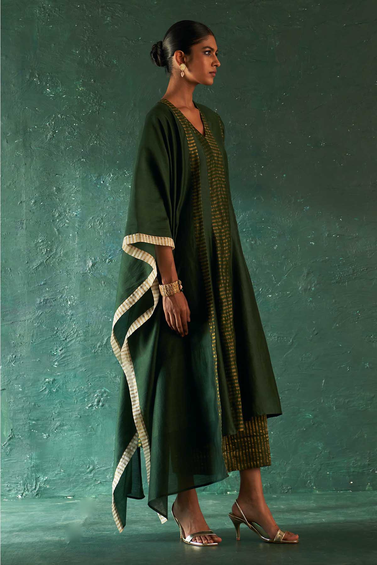 Deep Green V-Neck Long Kurta Set