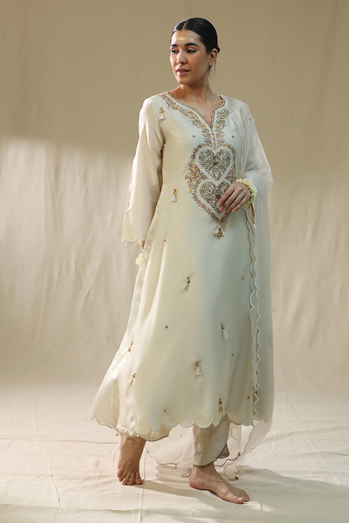 Buy Dori Embroidered Ivory Kurta Set by Arpita Sulakshana for women online at ScrollnShops