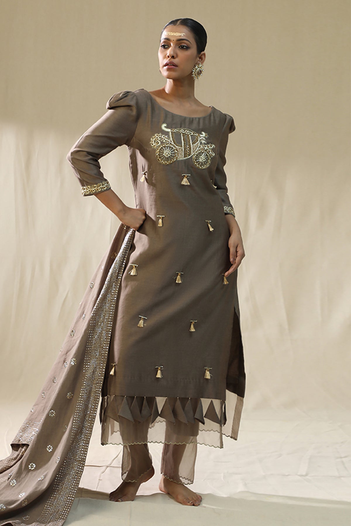 Dori Embroidered Mocha Kurta Set