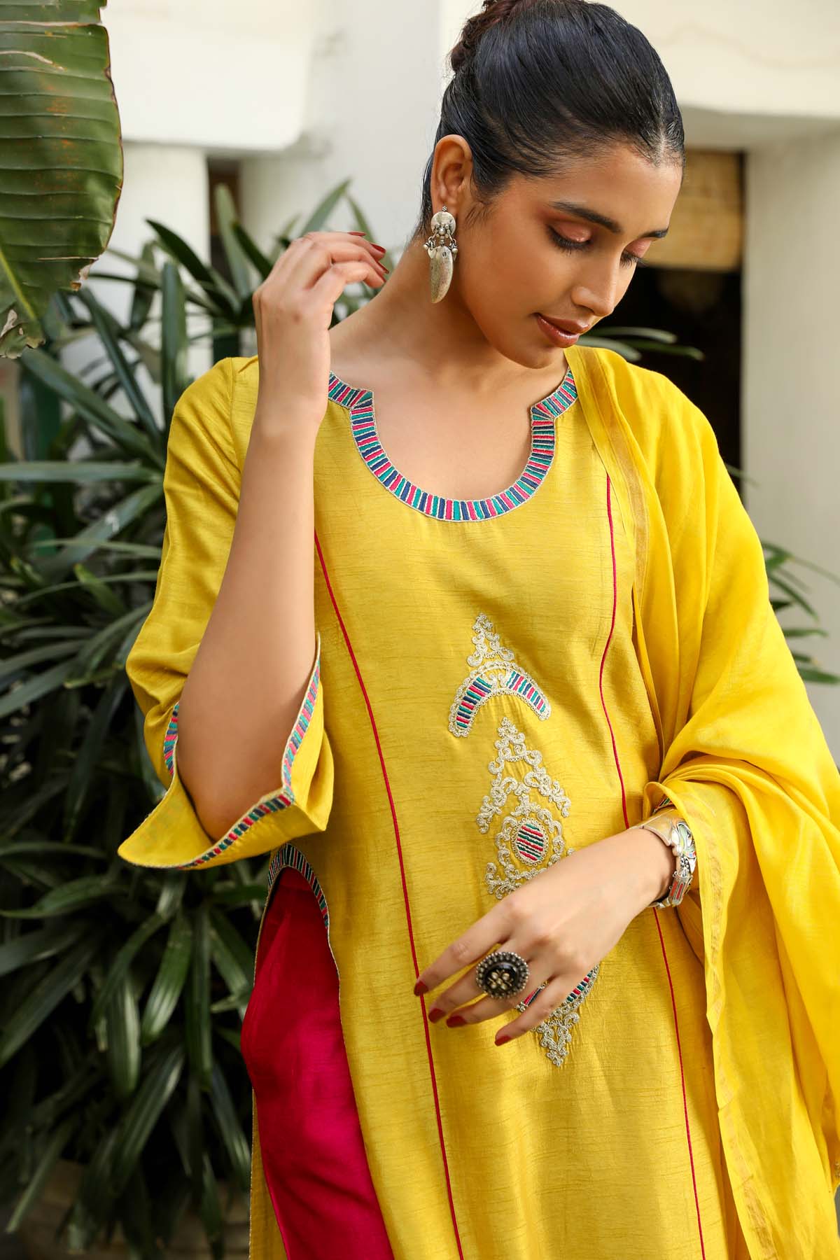 Dual Tone Resham Work Kurta Set