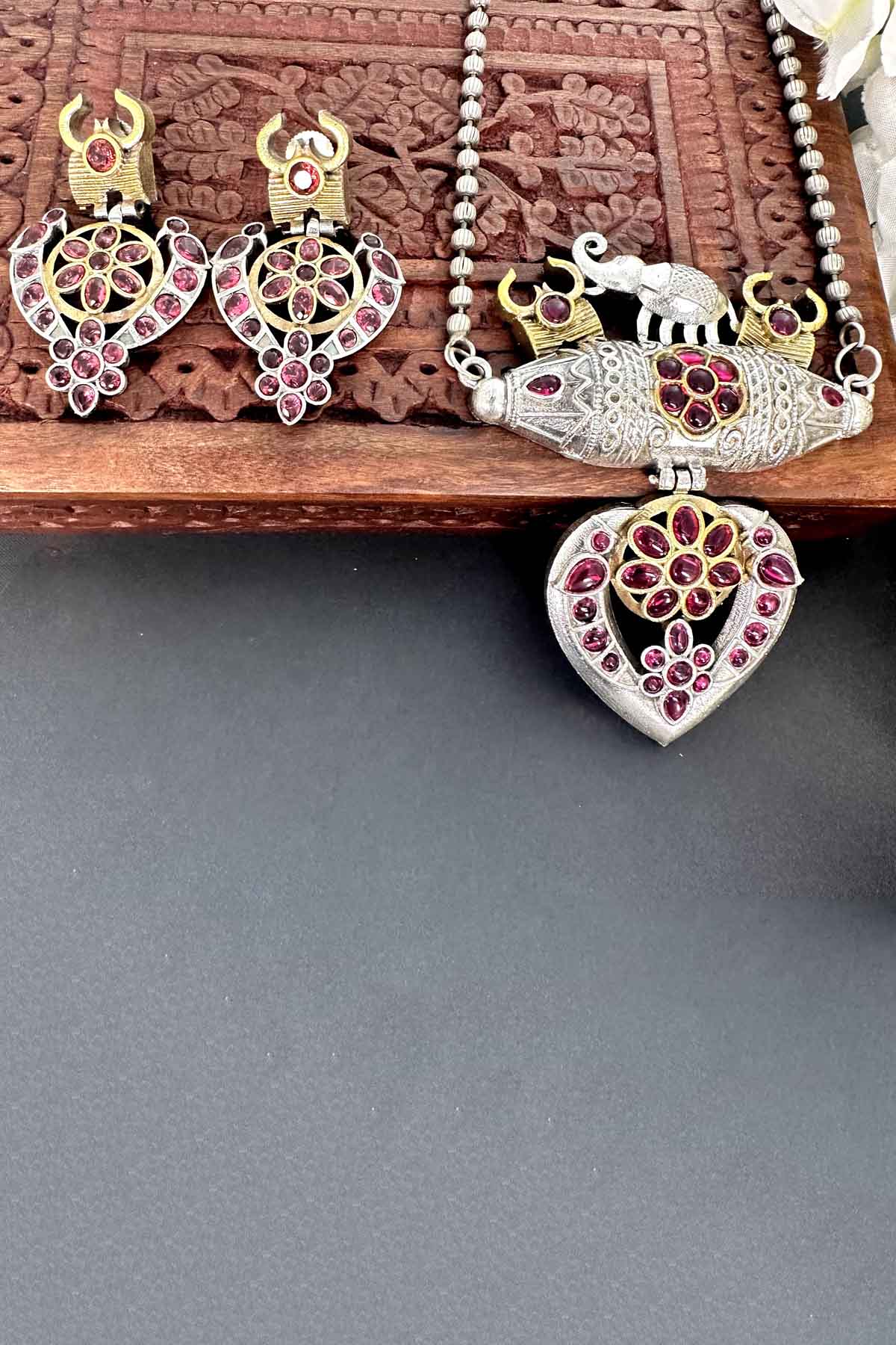 Elephant Pendant Necklace Set