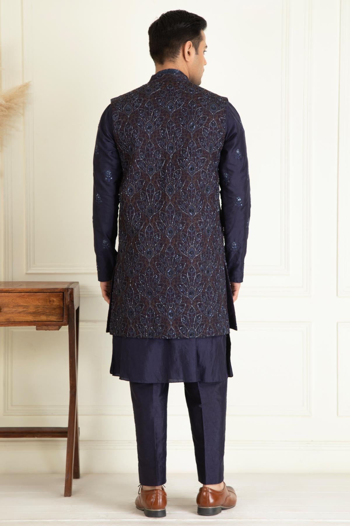 Embroidered Bundi Jacket Set