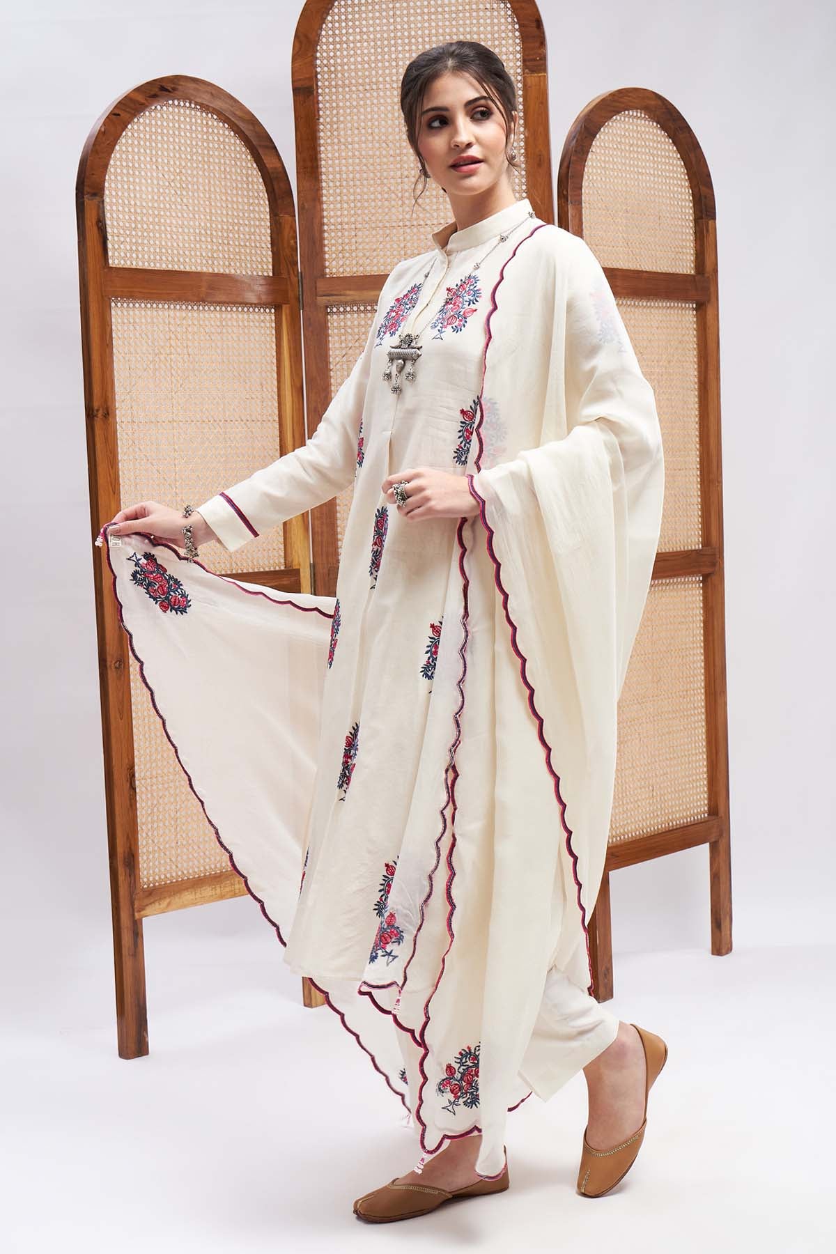 Off White Chanderi Kurta Set