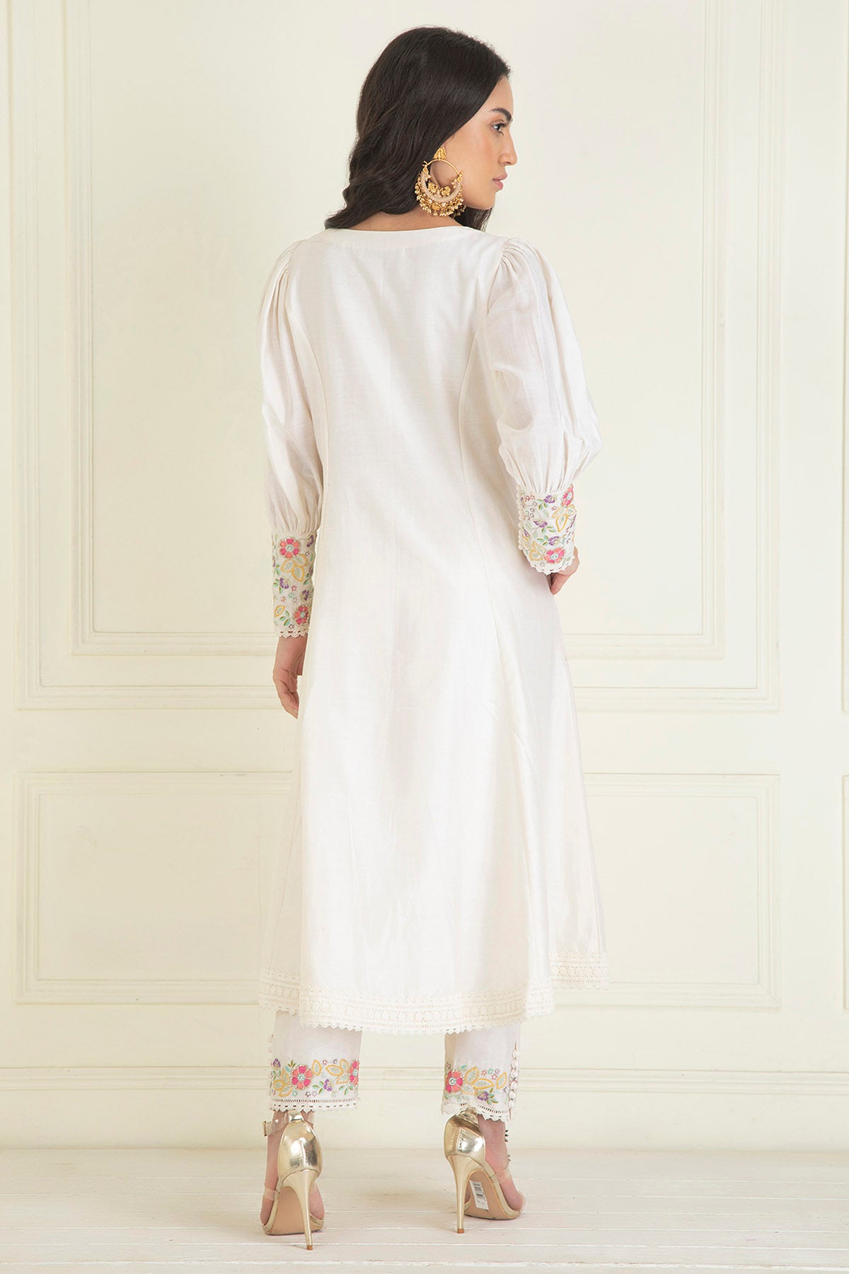 Embroidered Ivory Kurta Set