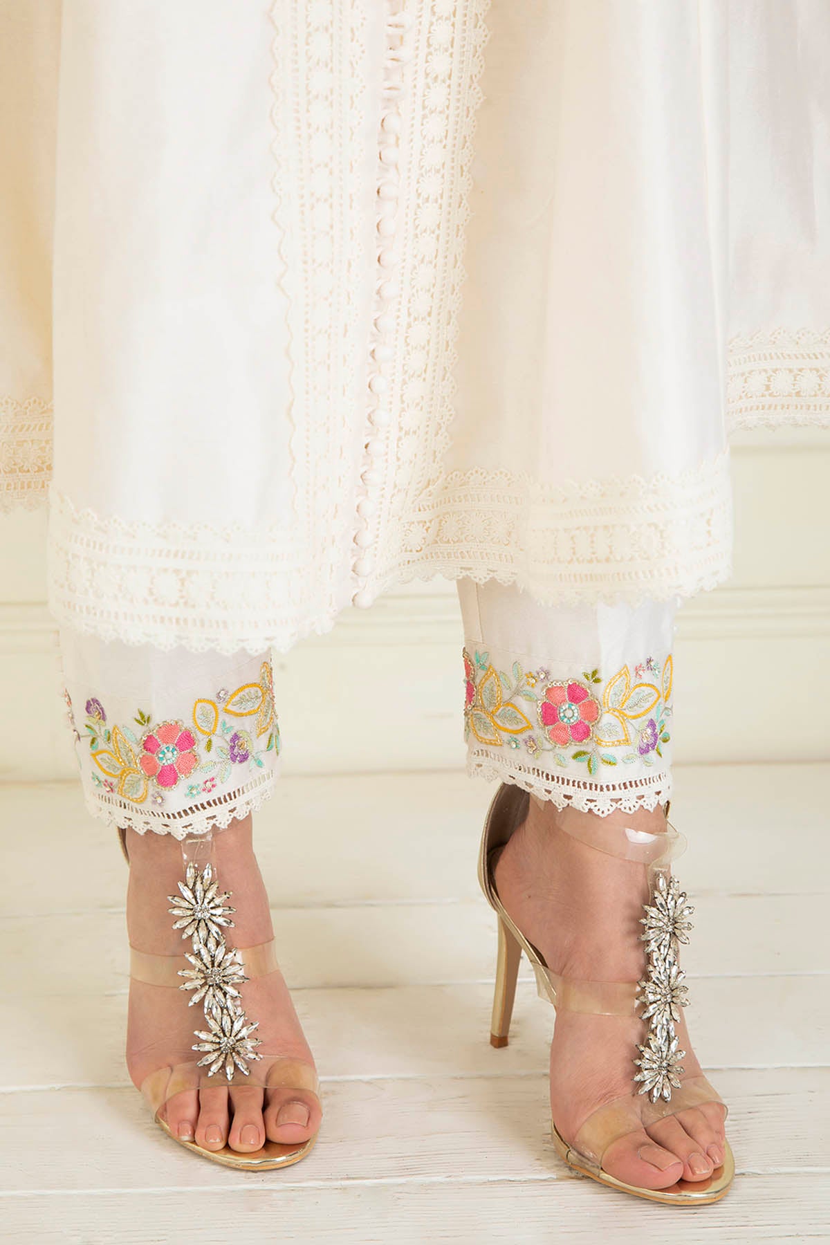Embroidered Ivory Kurta Set