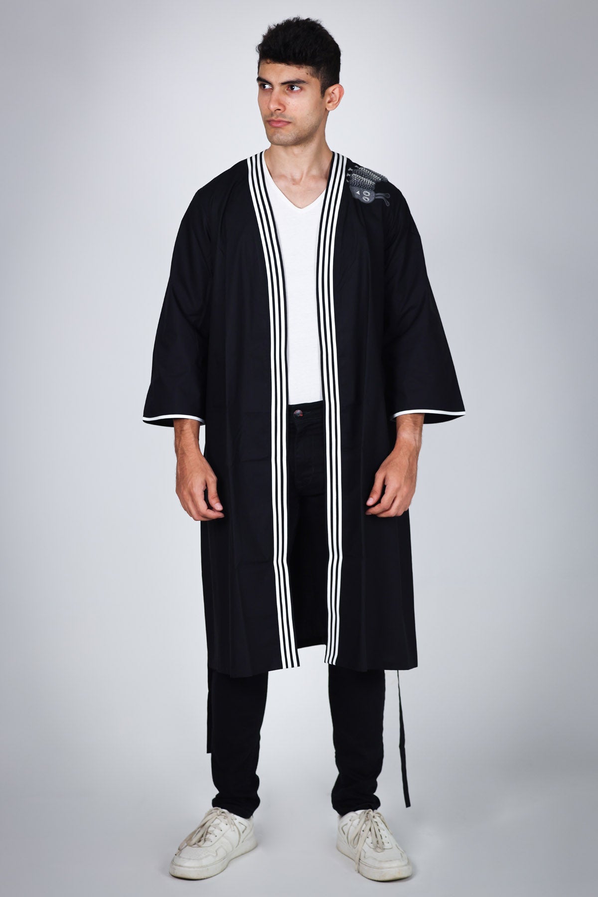 Buy Arya Giri Embroidered Black Kantha Jacket