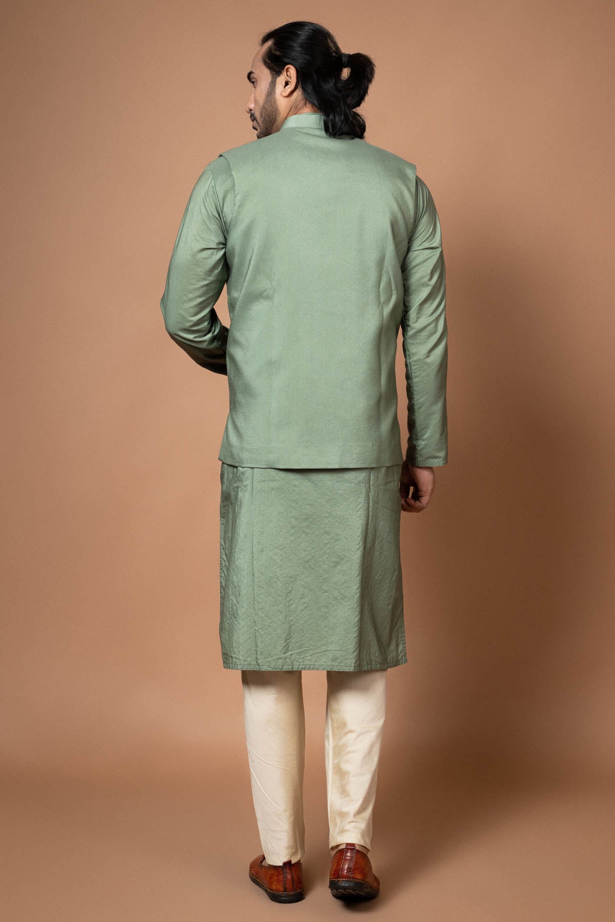 Embroidered Green Bundi Set