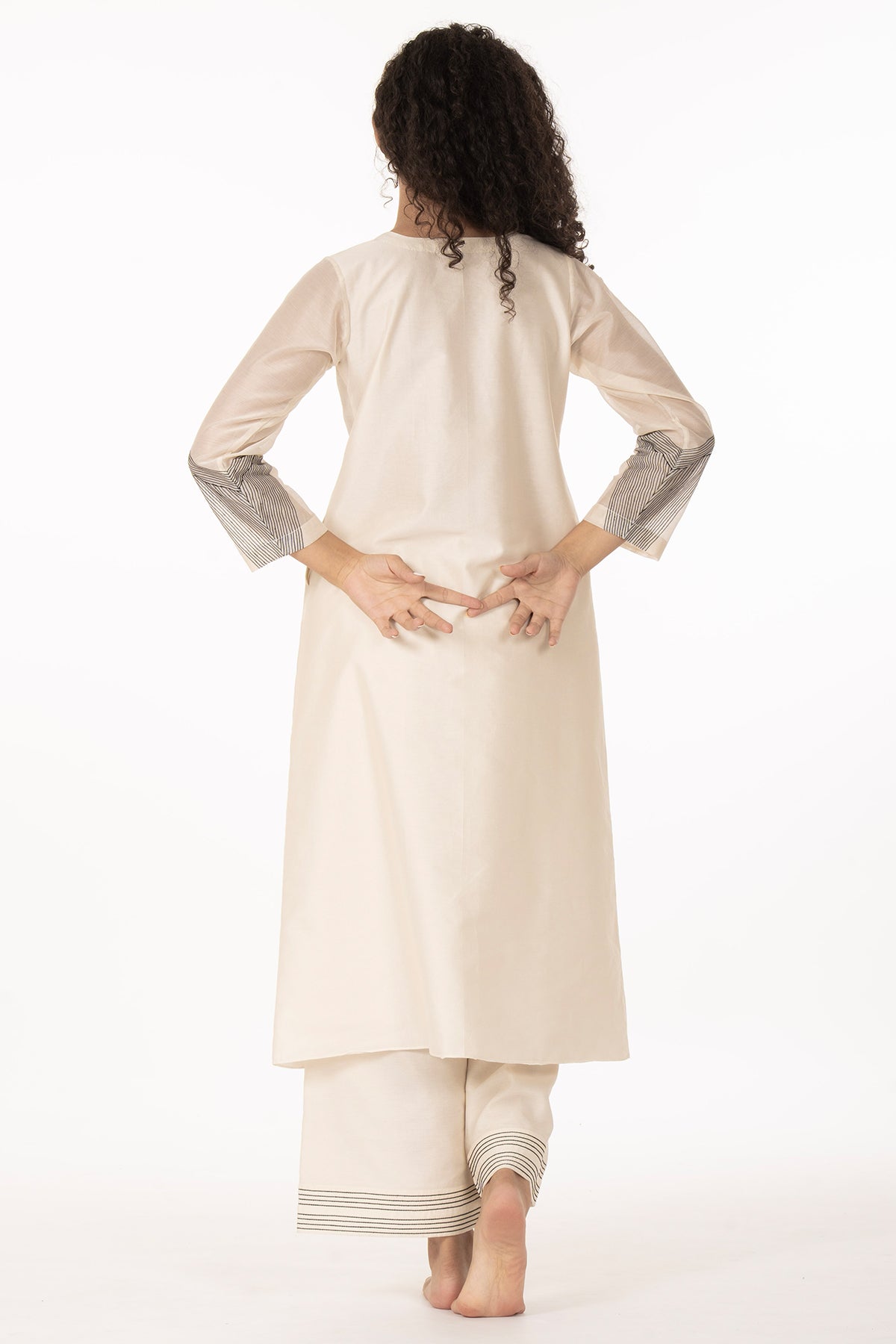 Embroidered Ivory Kurta & Pants