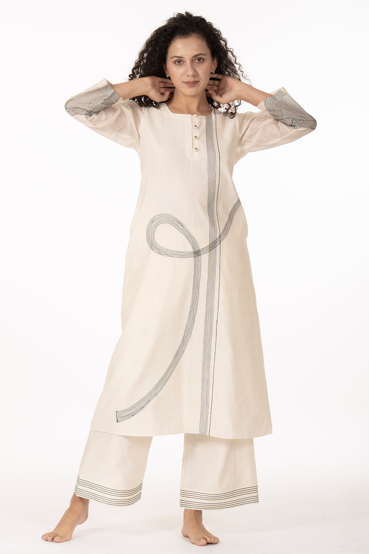 Embroidered Ivory Kurta & Pants