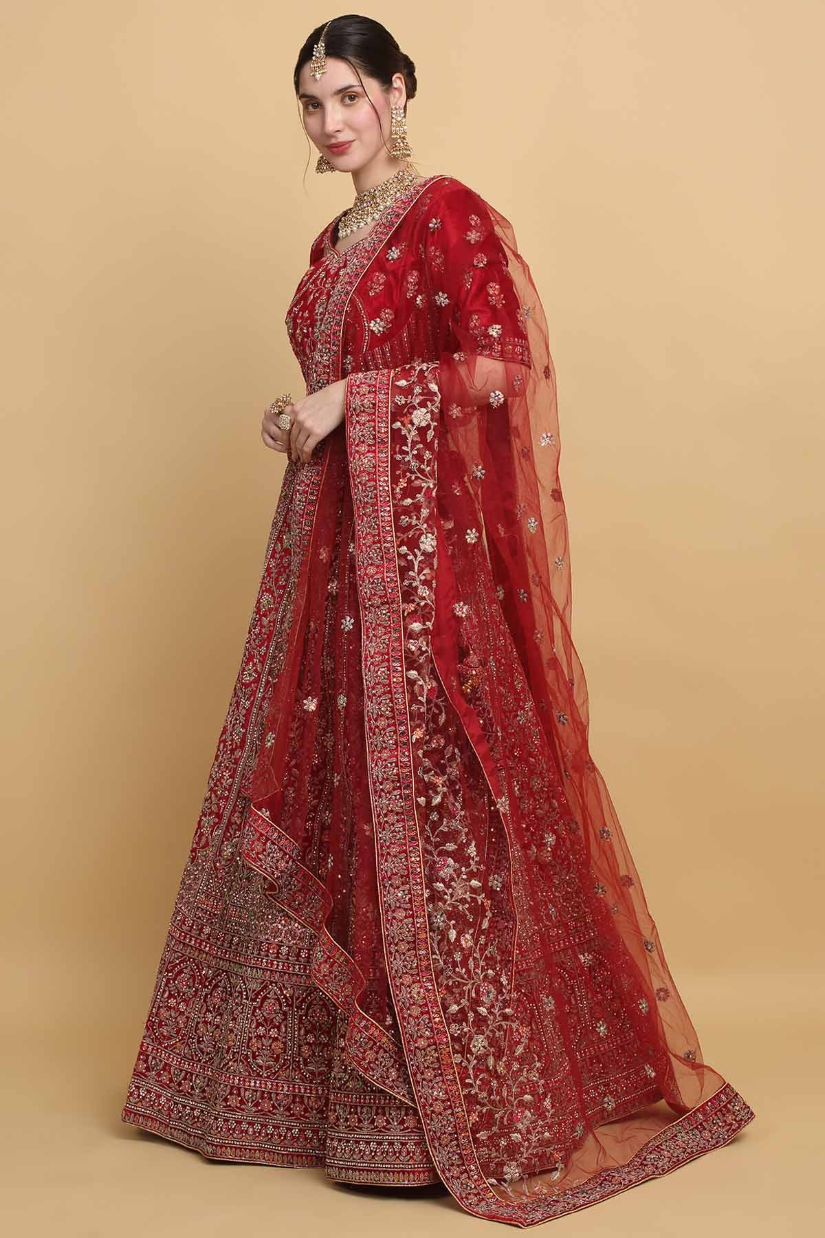 Embroidered Lehenga Set & Potli