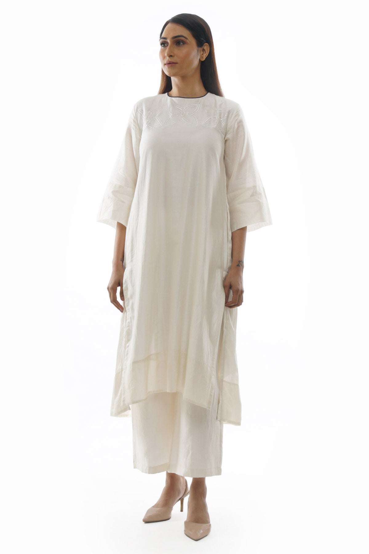 Embroidered White Kurta & Pants