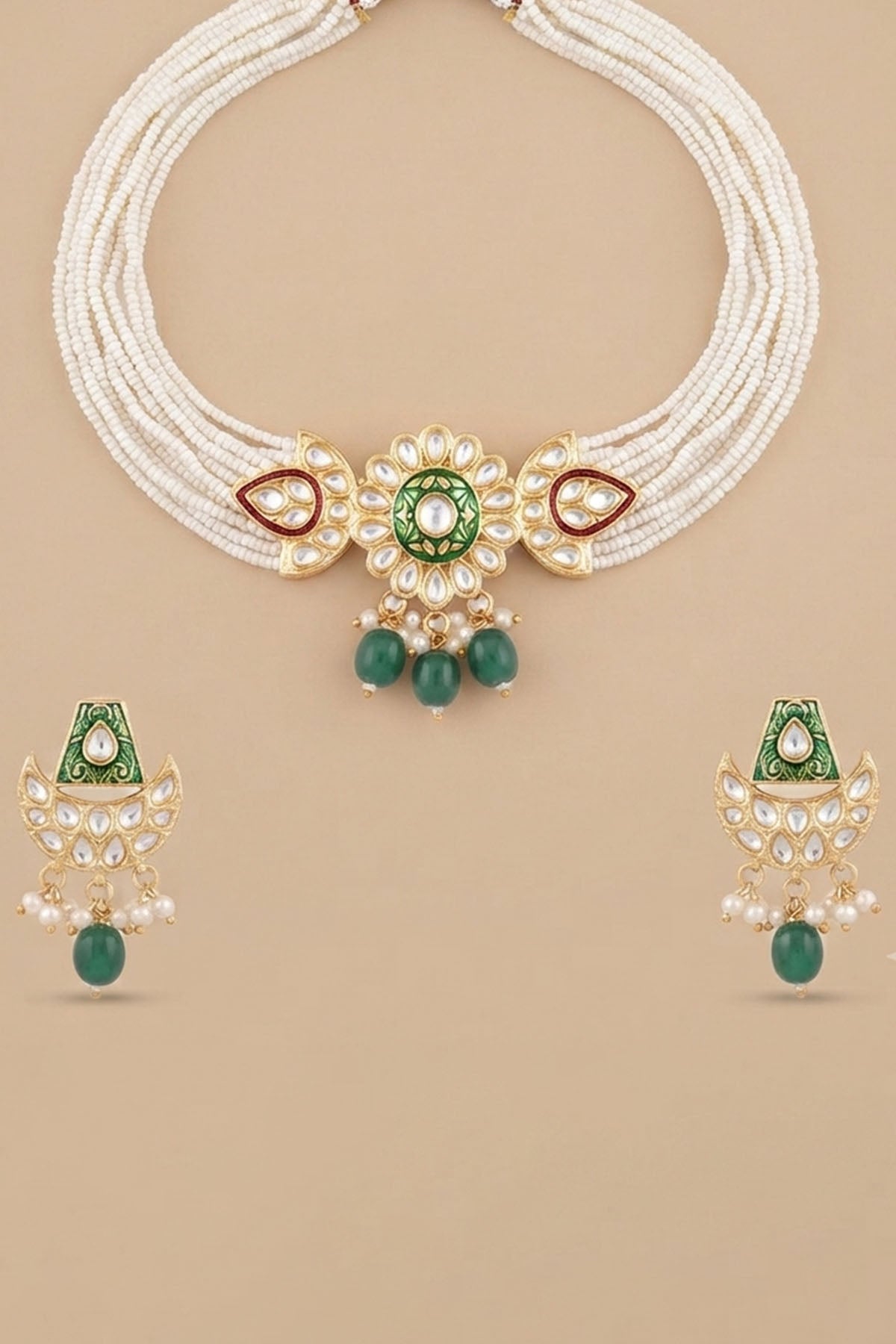 Emerald Stone Motif Choker Set