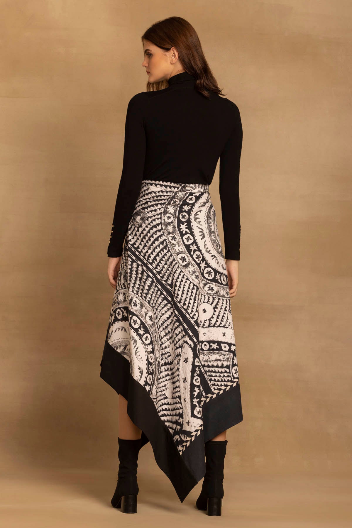 Ethnic Print Asymmetric Skirt