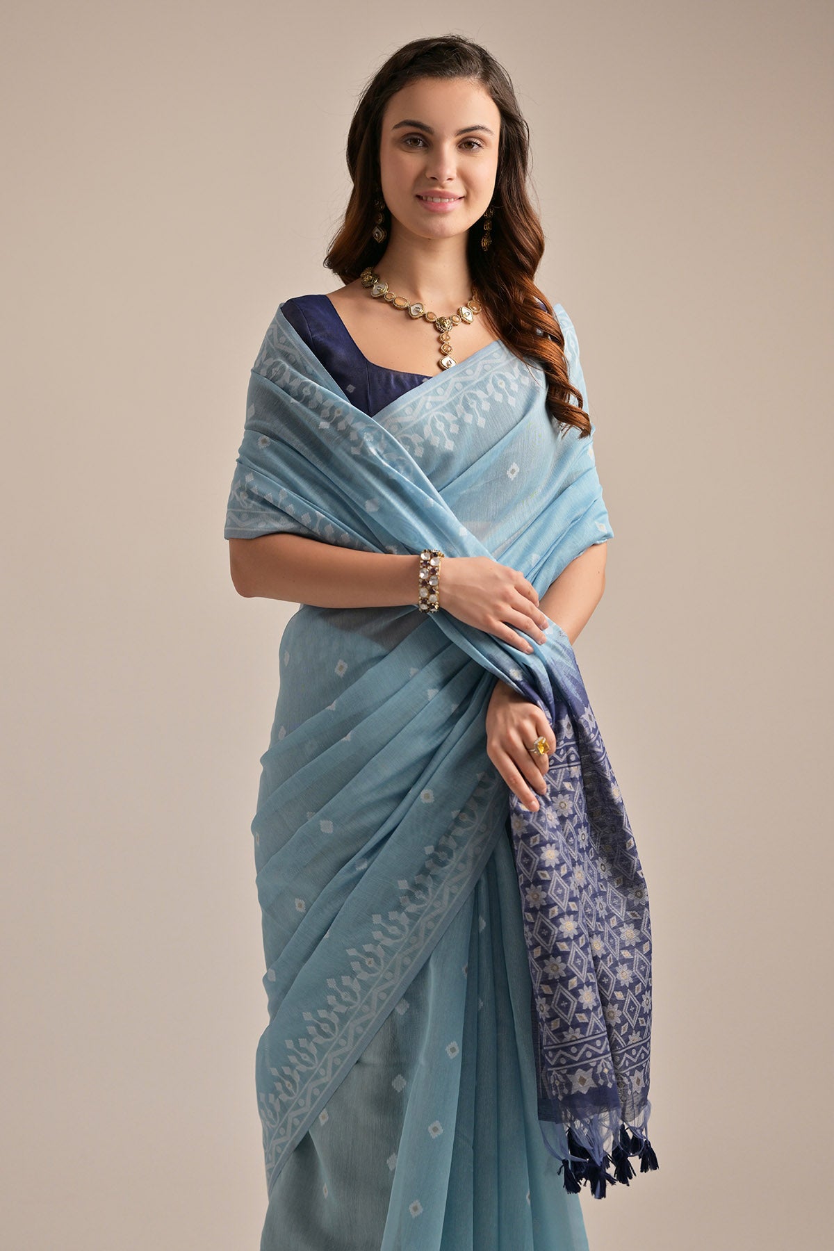 Firozi Lakhnavi Weaves Saree