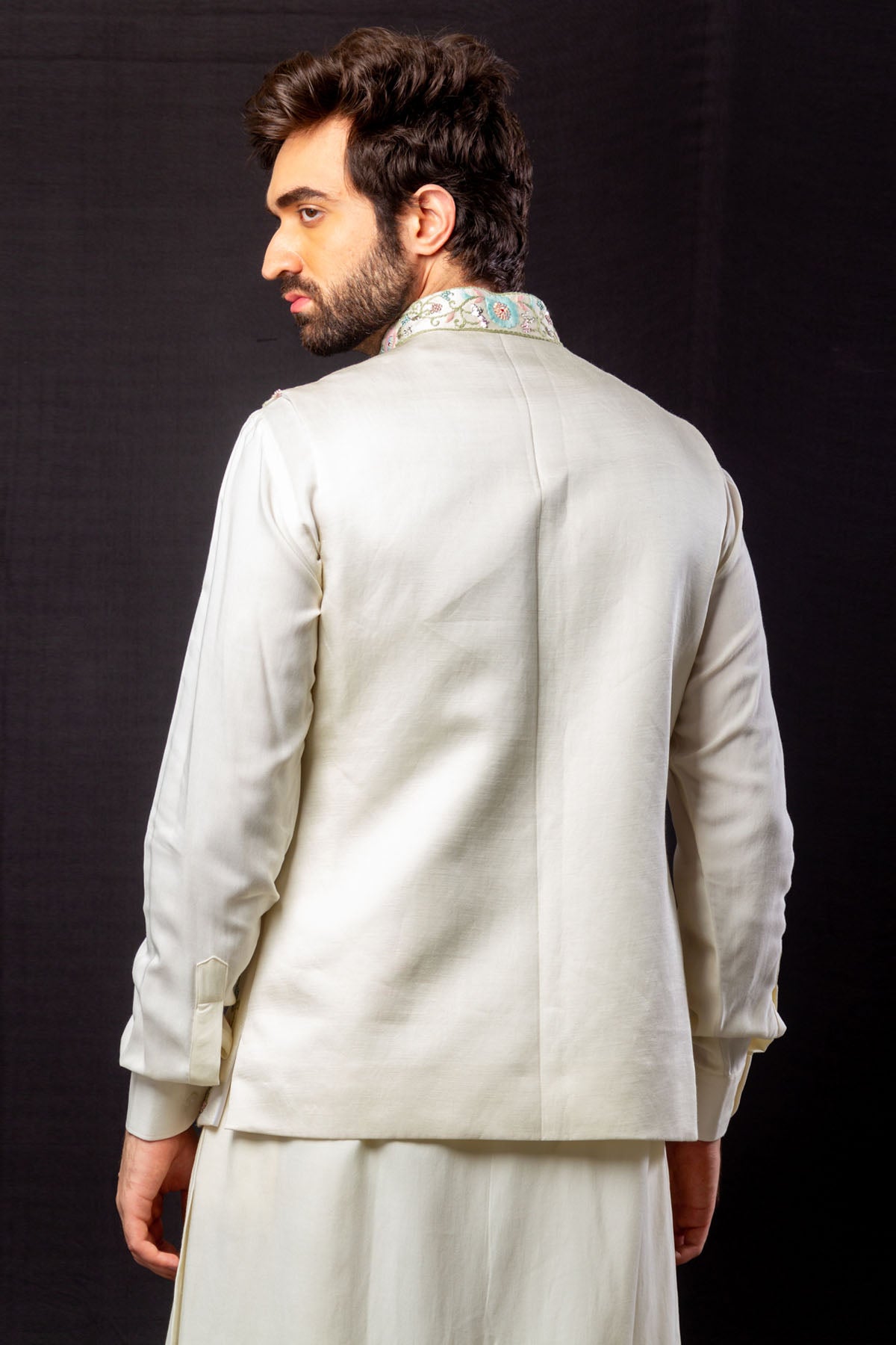 Floral Embroidered Bundi Set