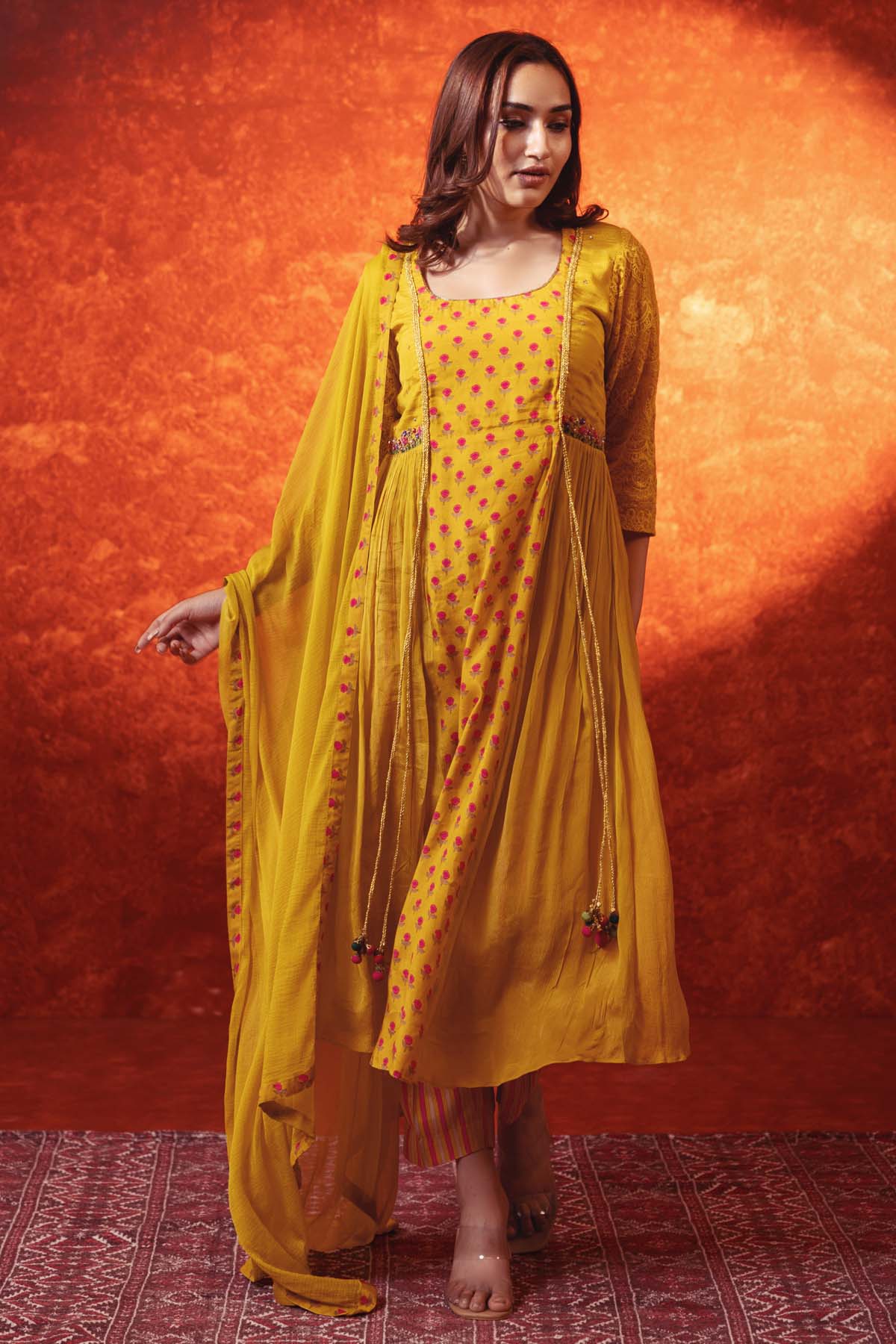 Floral Print Panelled Kurta Set