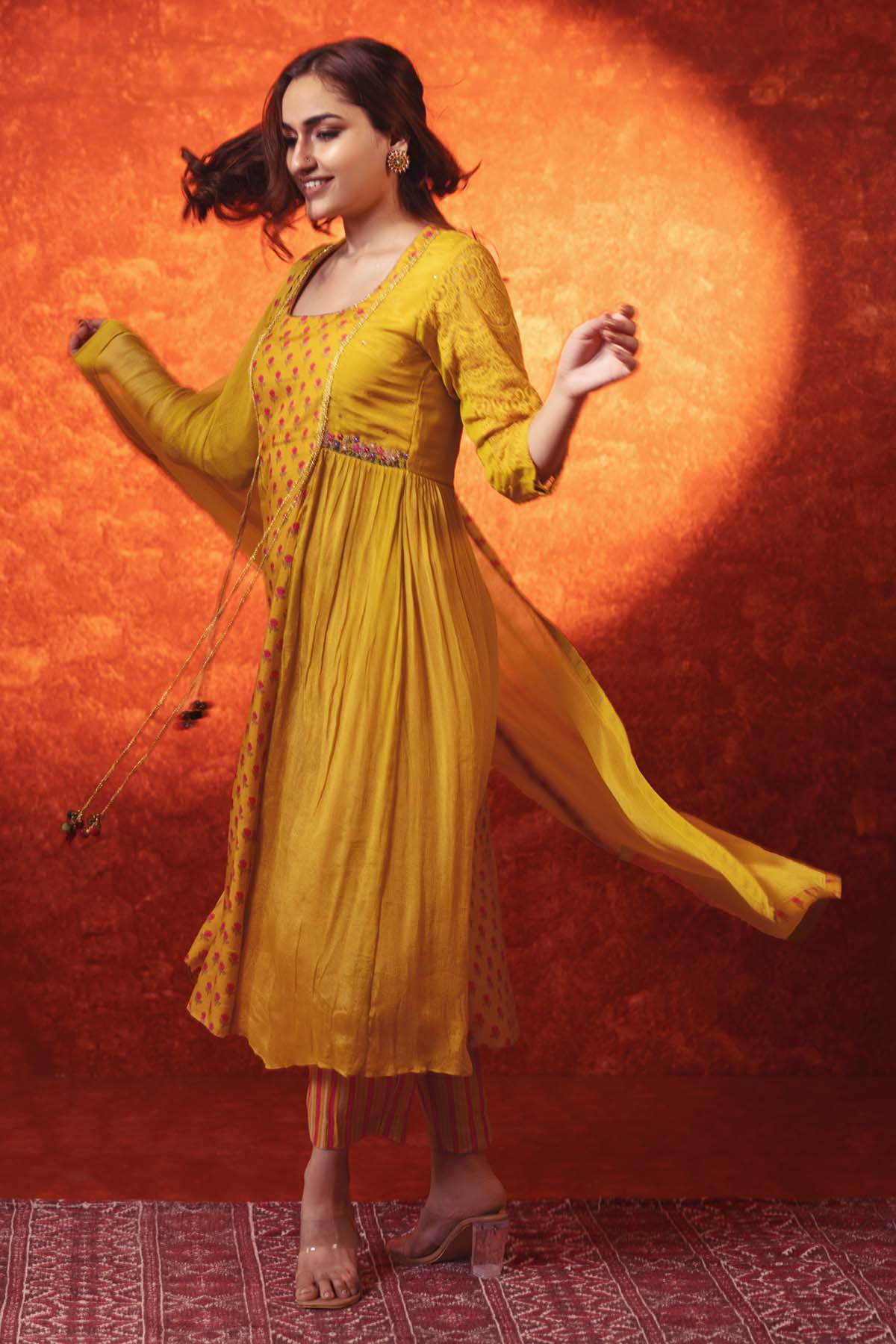 Floral Print Panelled Kurta Set