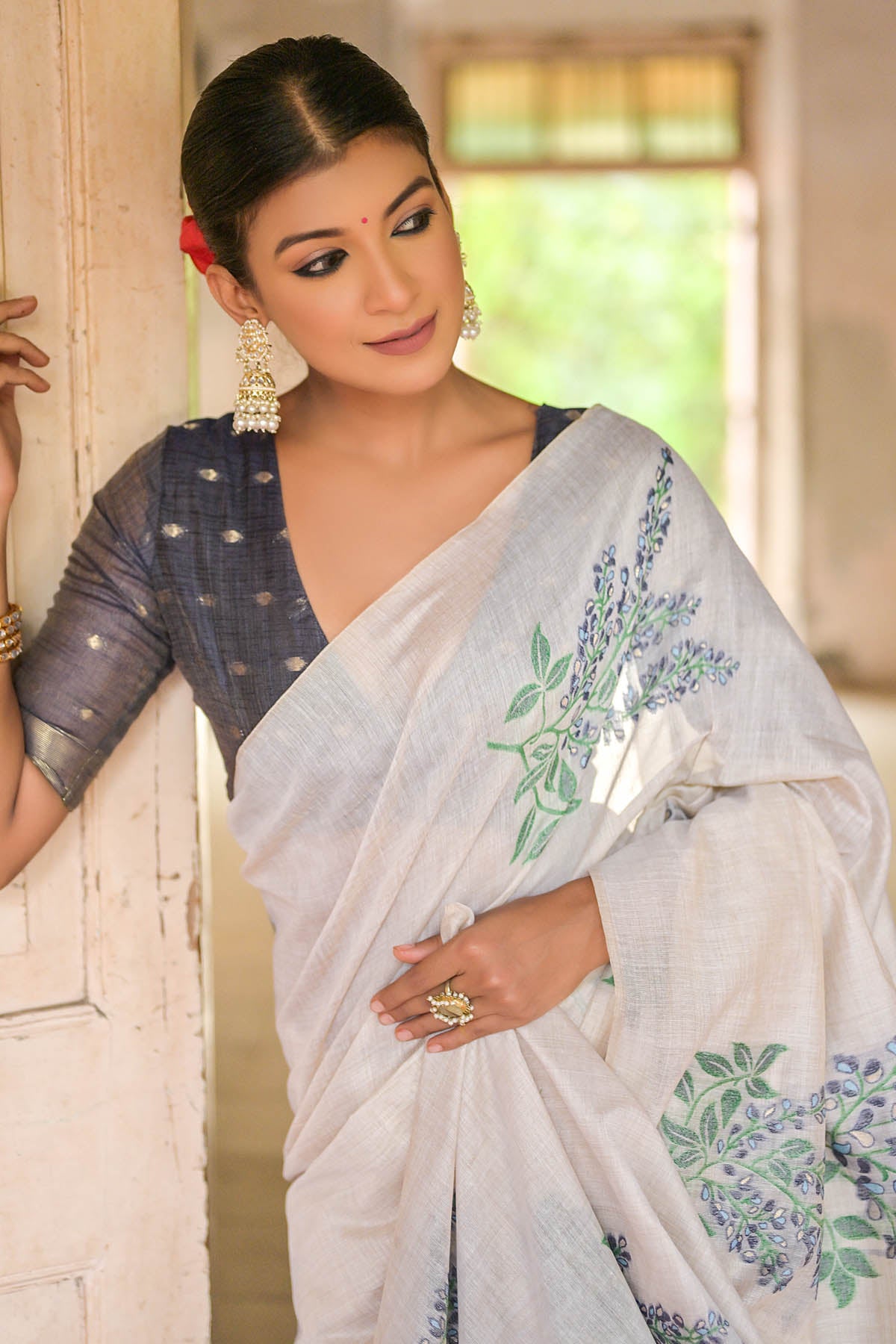 Flower Leaf Butta Cotton Saree