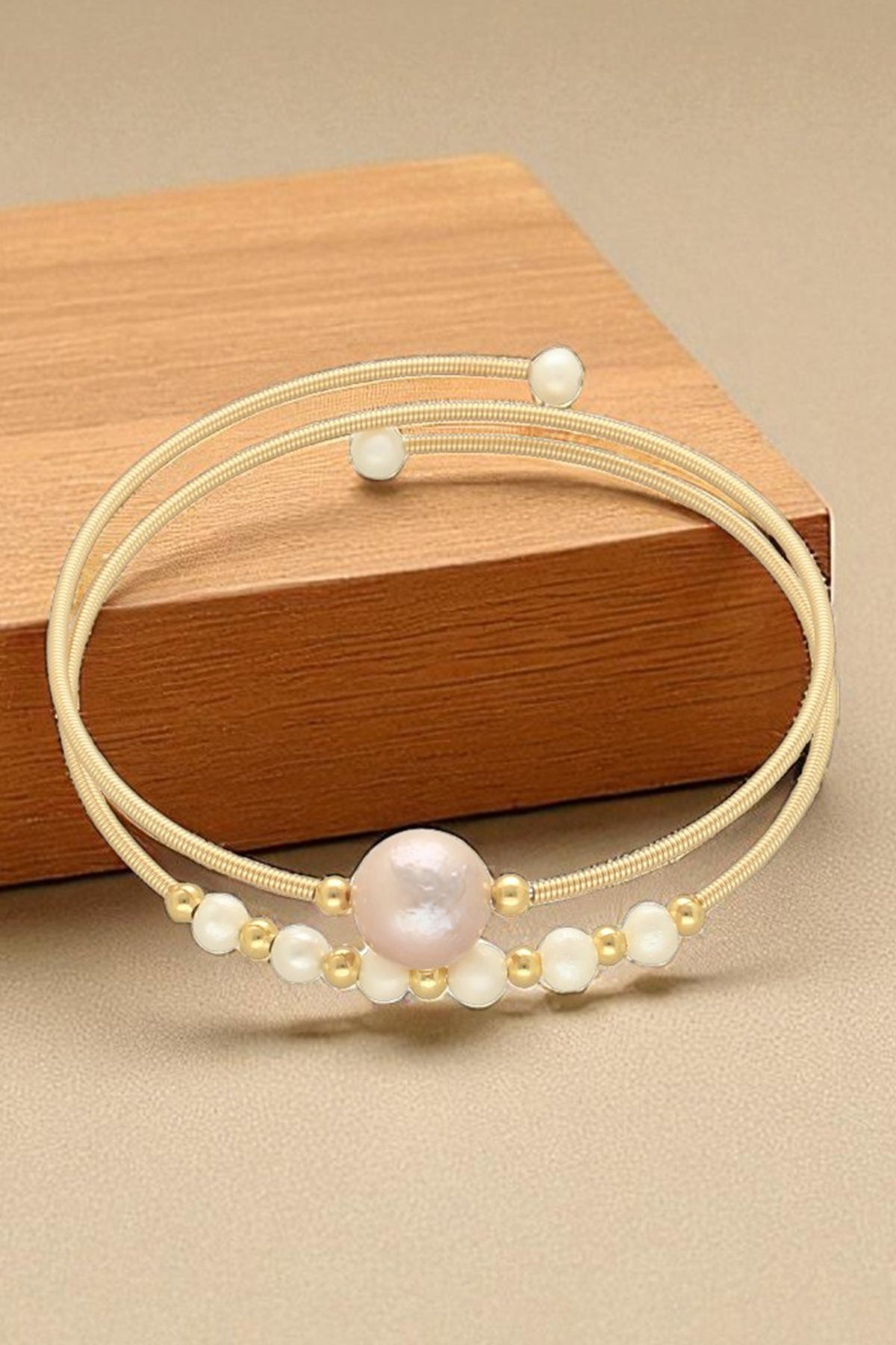 Freshwater Pearl White Bracelet