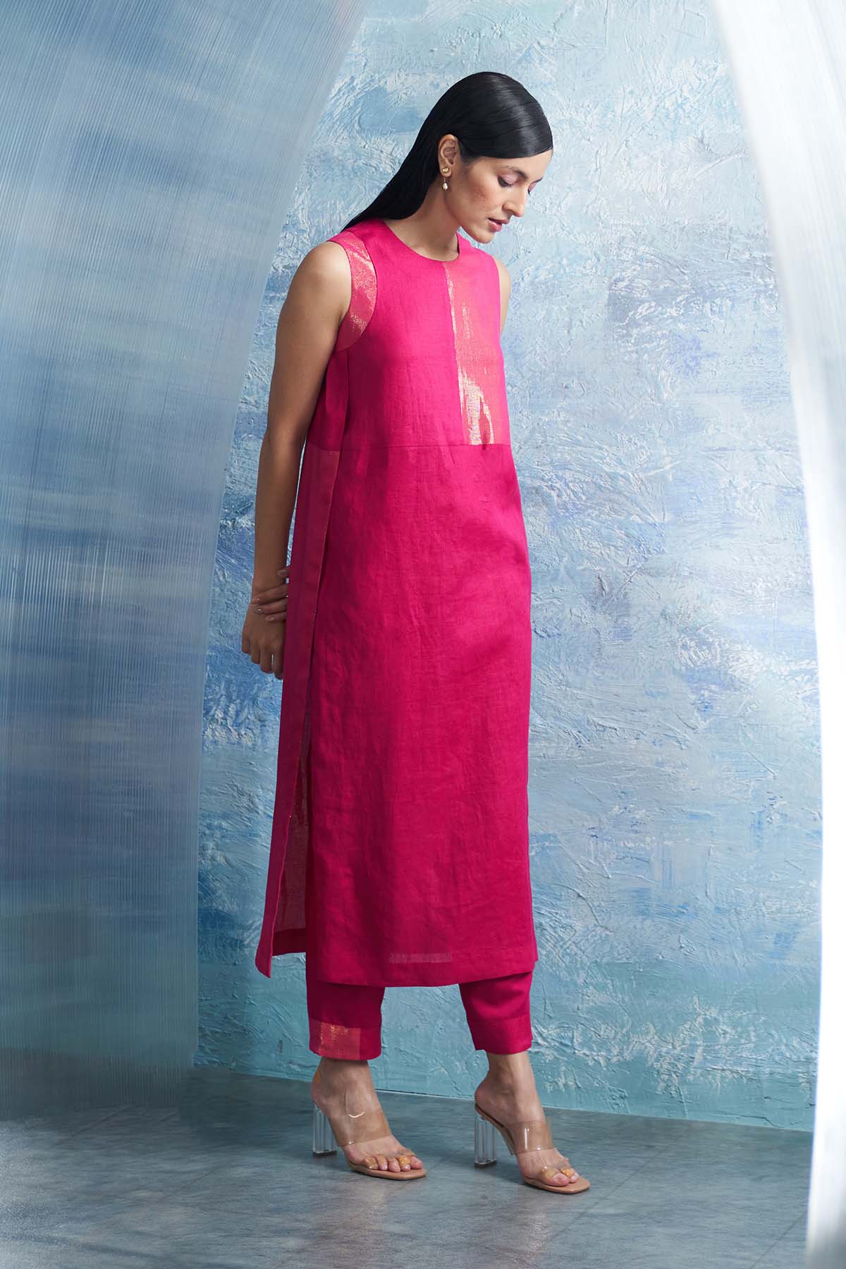 Fuchsia Sleeveless Kurta Set