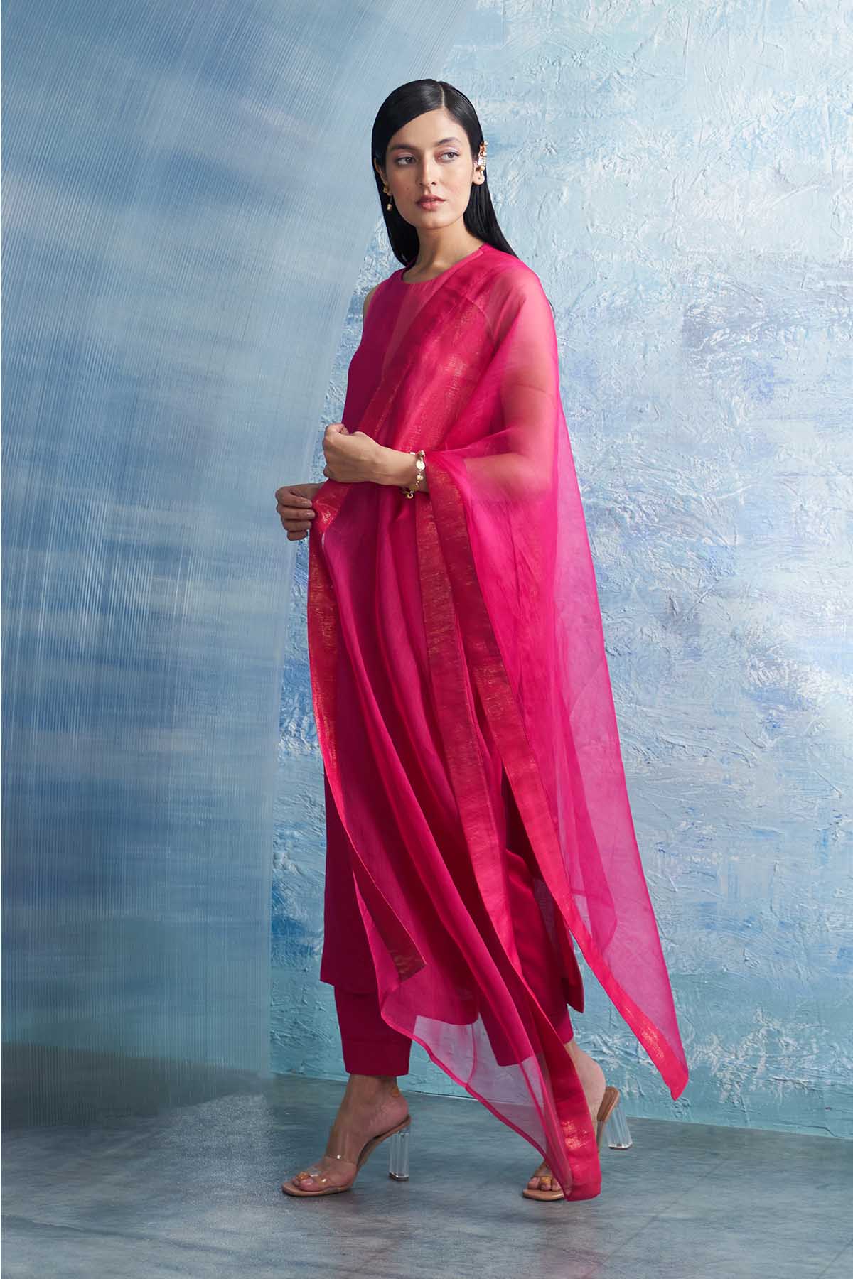 Fuchsia Sleeveless Kurta Set