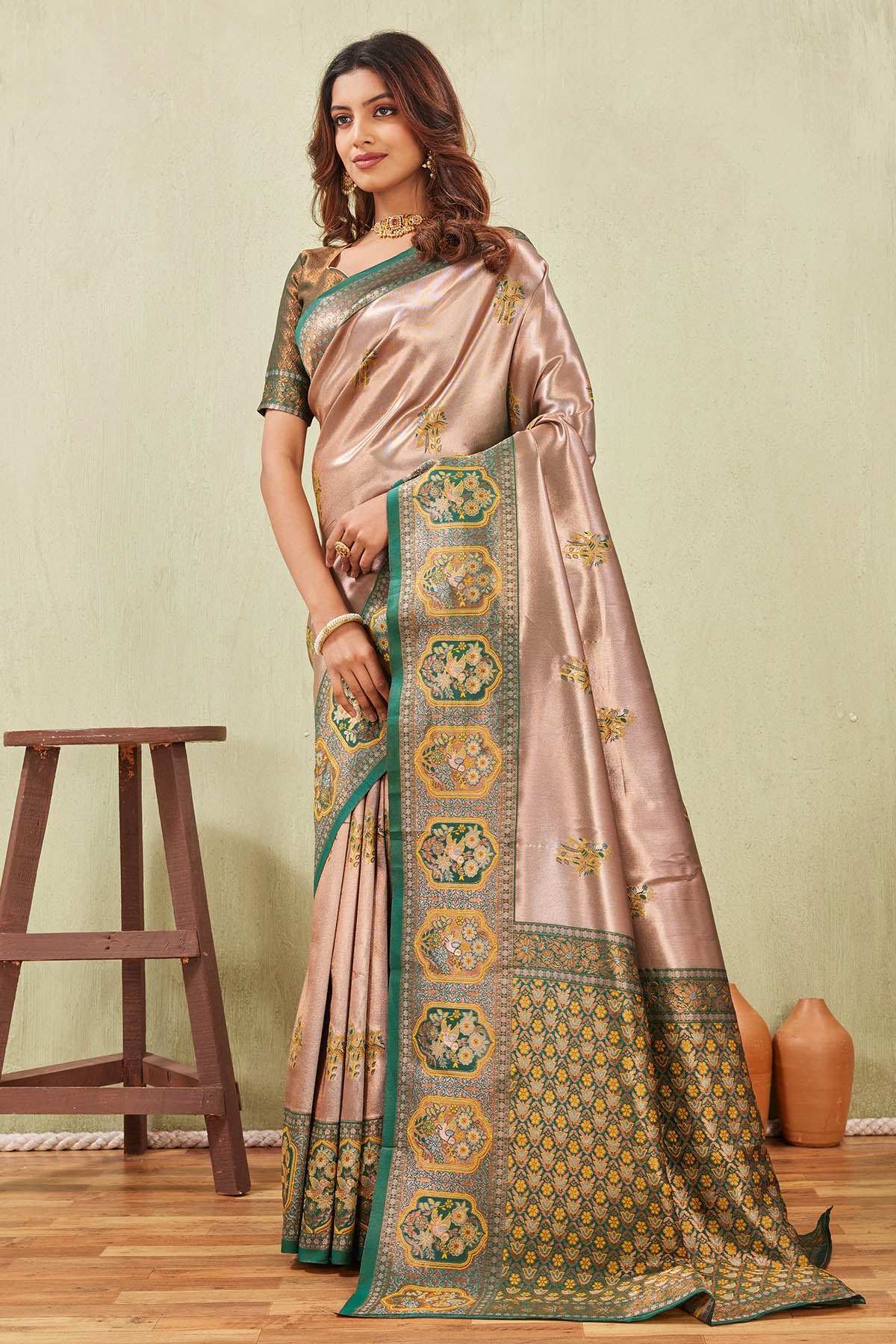 Gajri Silk Floral Border Saree