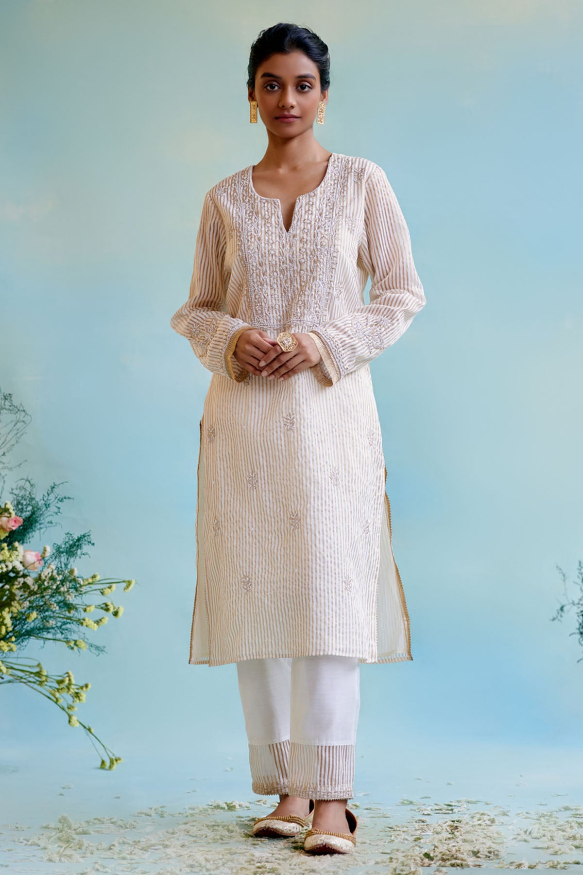 Gold Floral Embroidered Kurta