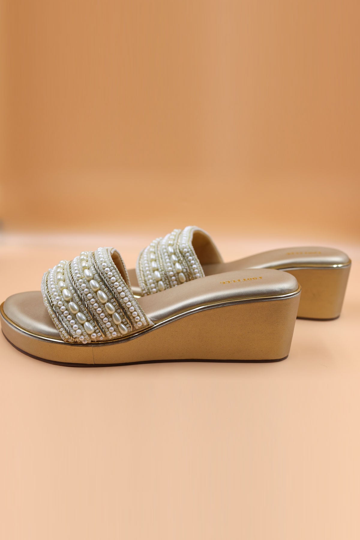 Gold Anchor Thread Work Wedges