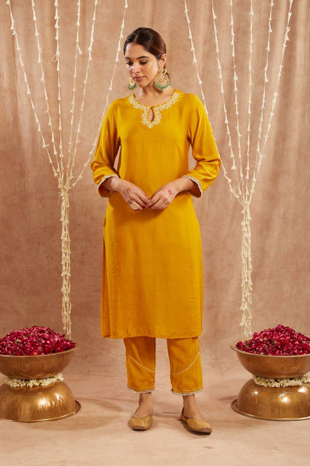 Buy Gold Dori Chanderi Kurta Set by Nero for women online at ScrollnShops