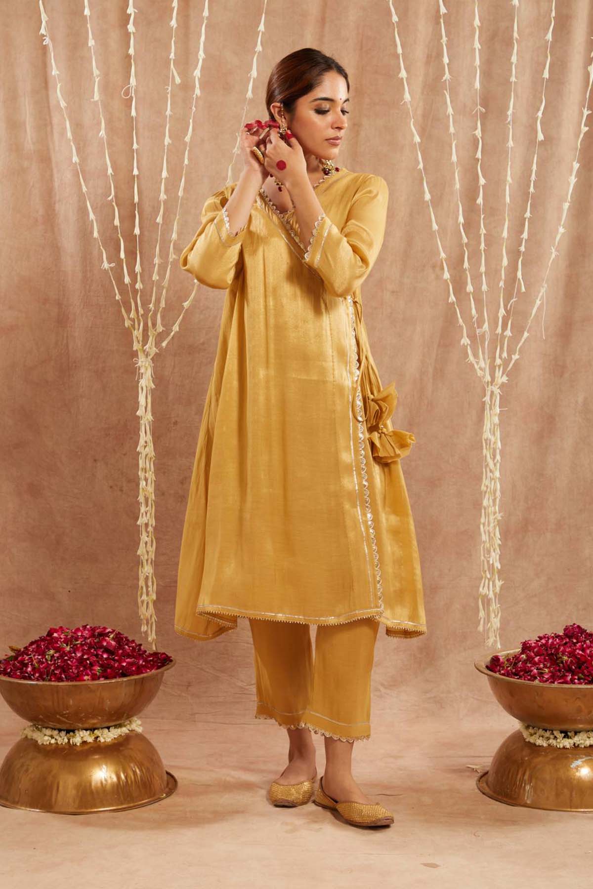 Buy Gold Tissue Scallop Angrakha Set by Nero for women online at ScrollnShops