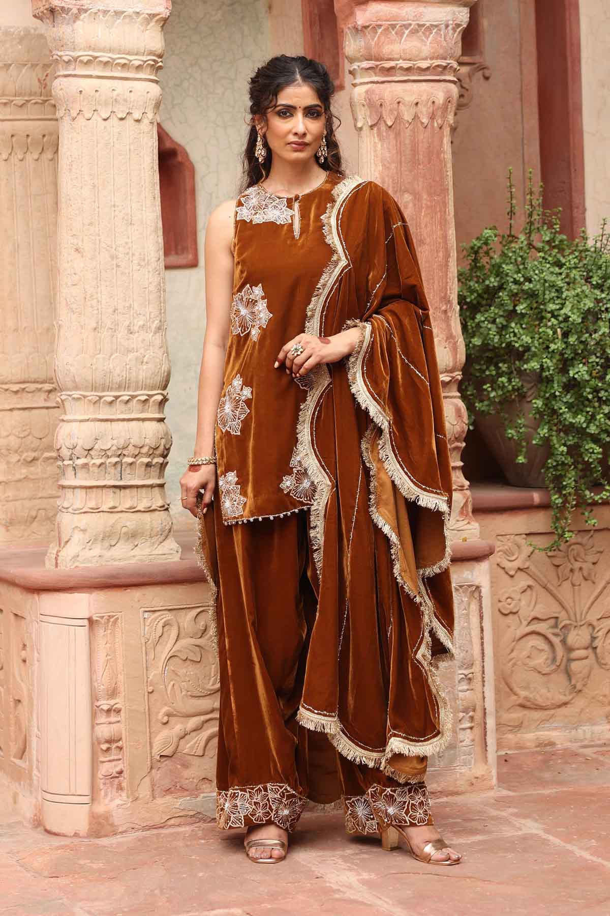 Buy Gold Velvet Short Kurta Set Online