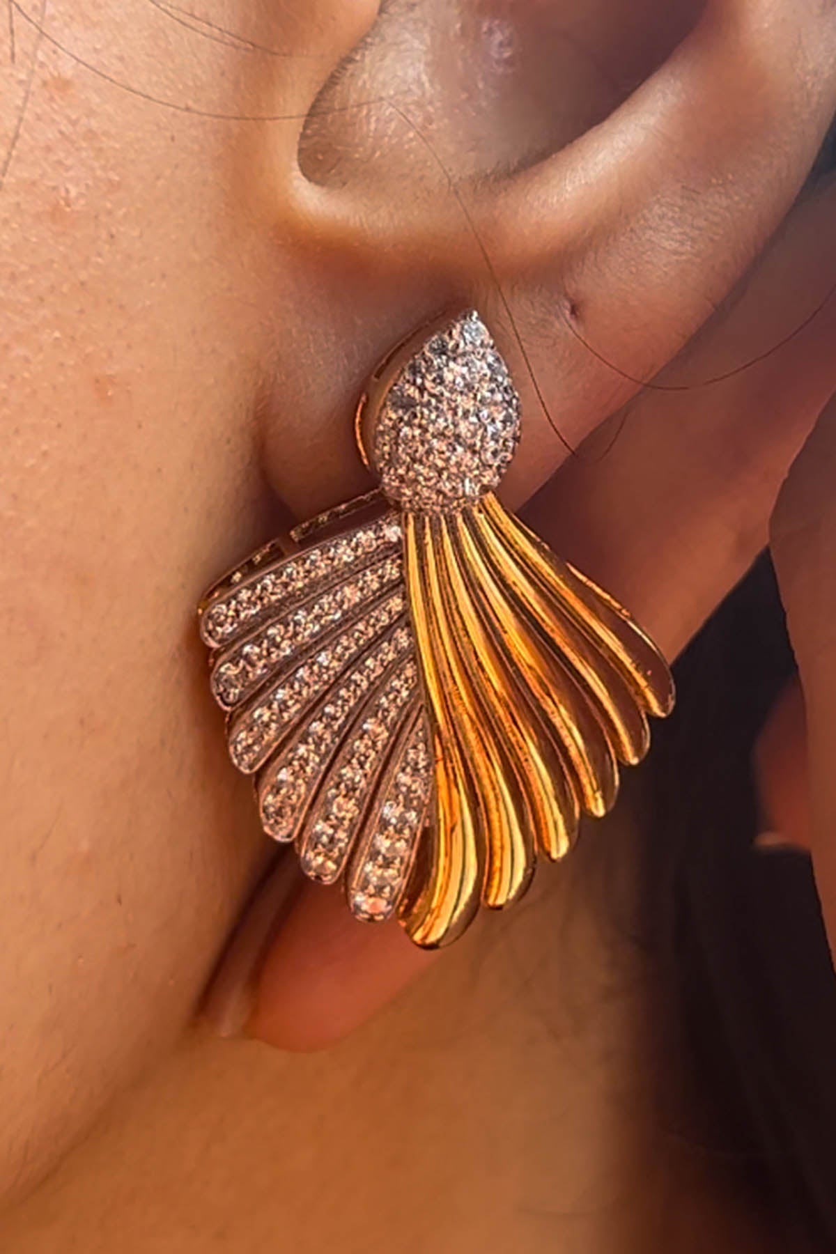 Gold & White Pluma Earrings