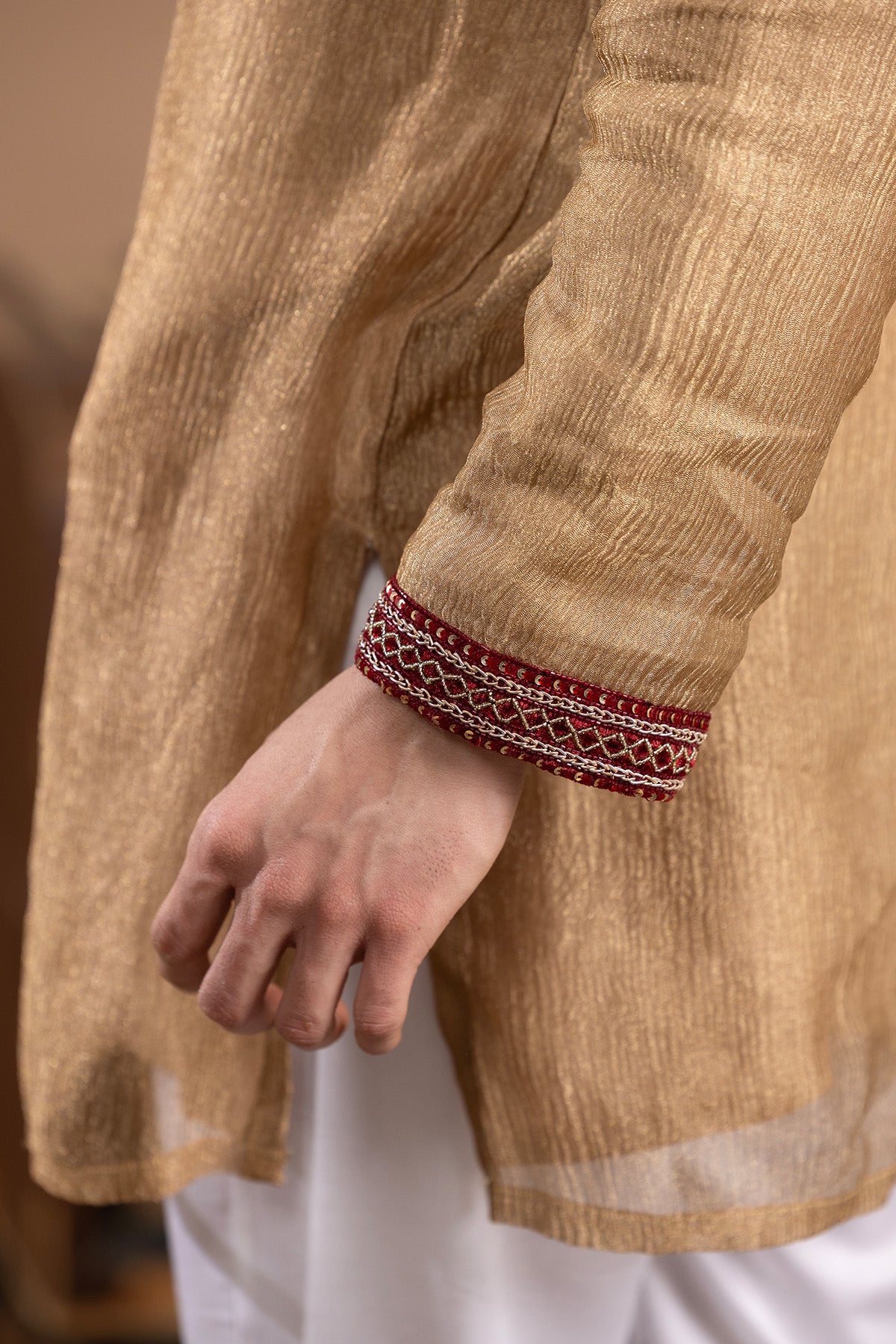 Zardozi Tissue Golden Kurta Set