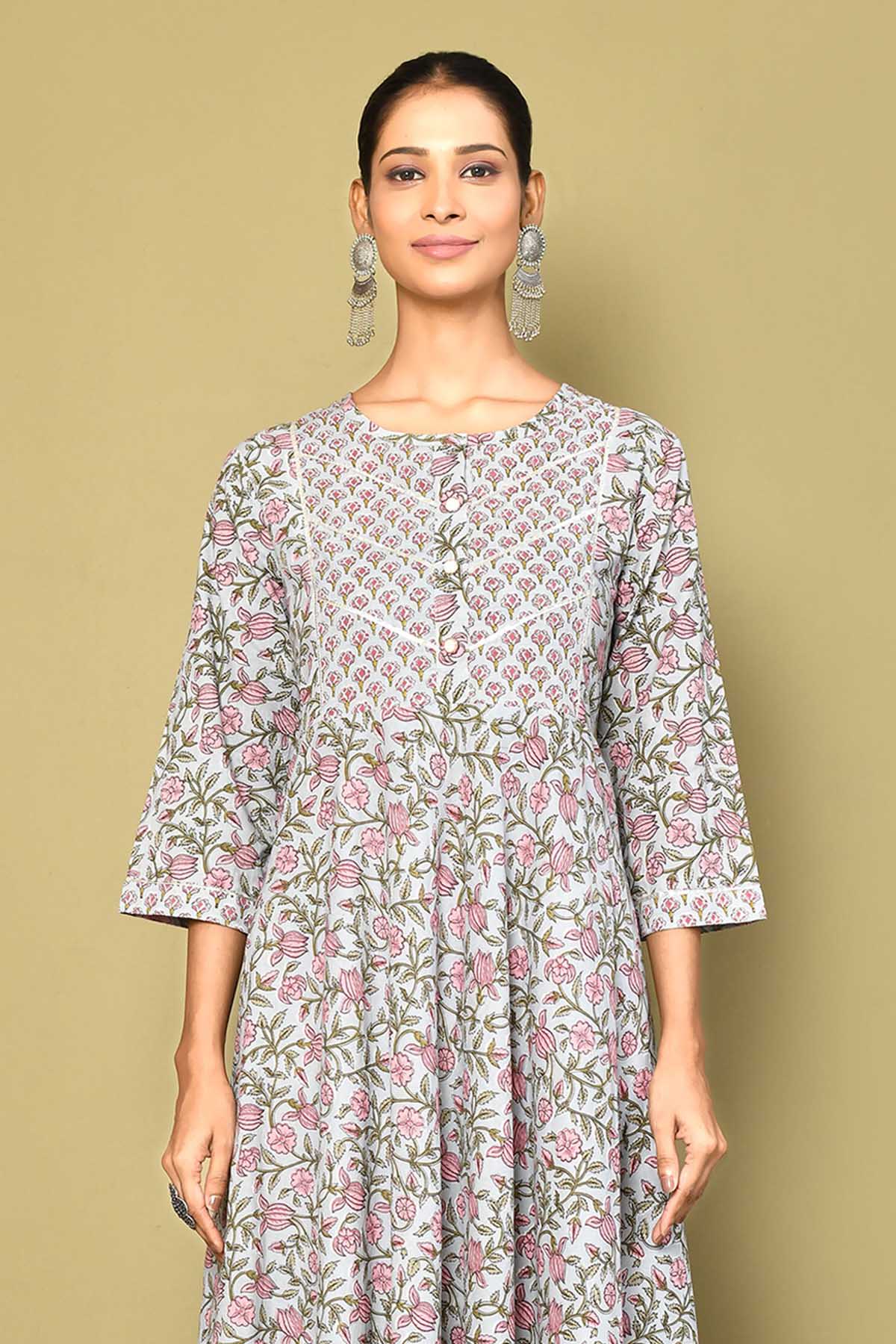Gota Lace Embellished Floral Kurta