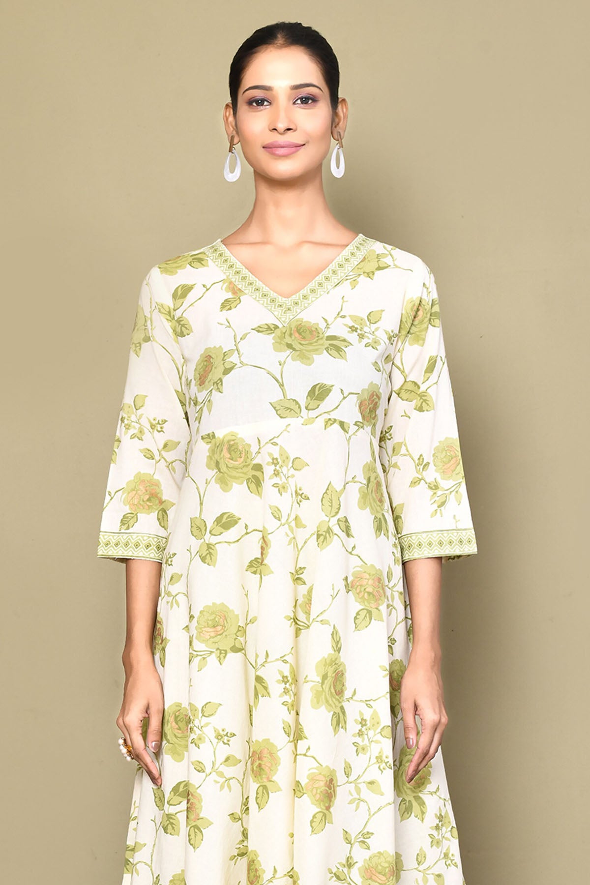Green Print Flared Kurta & Pants