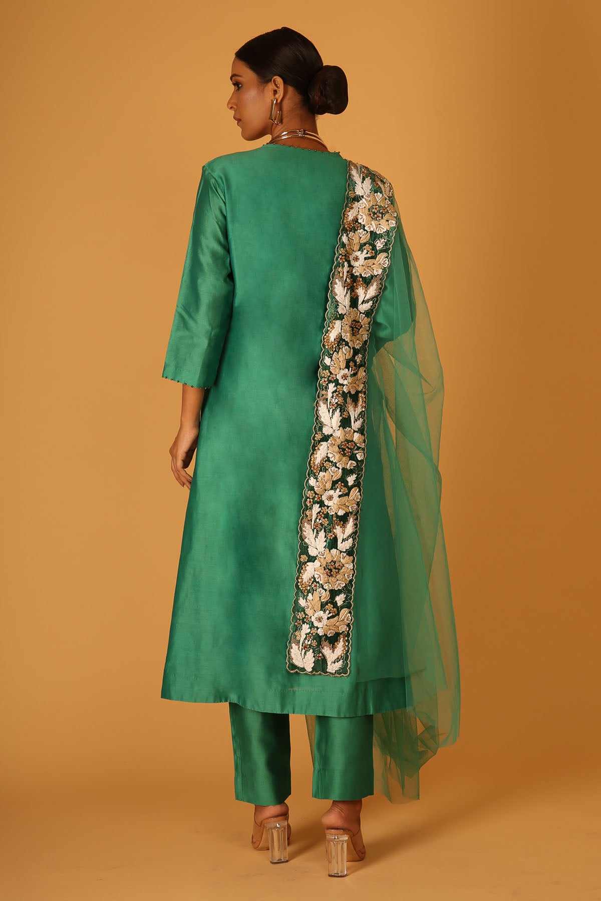 Green Chanderi V-Neck Kurta Set