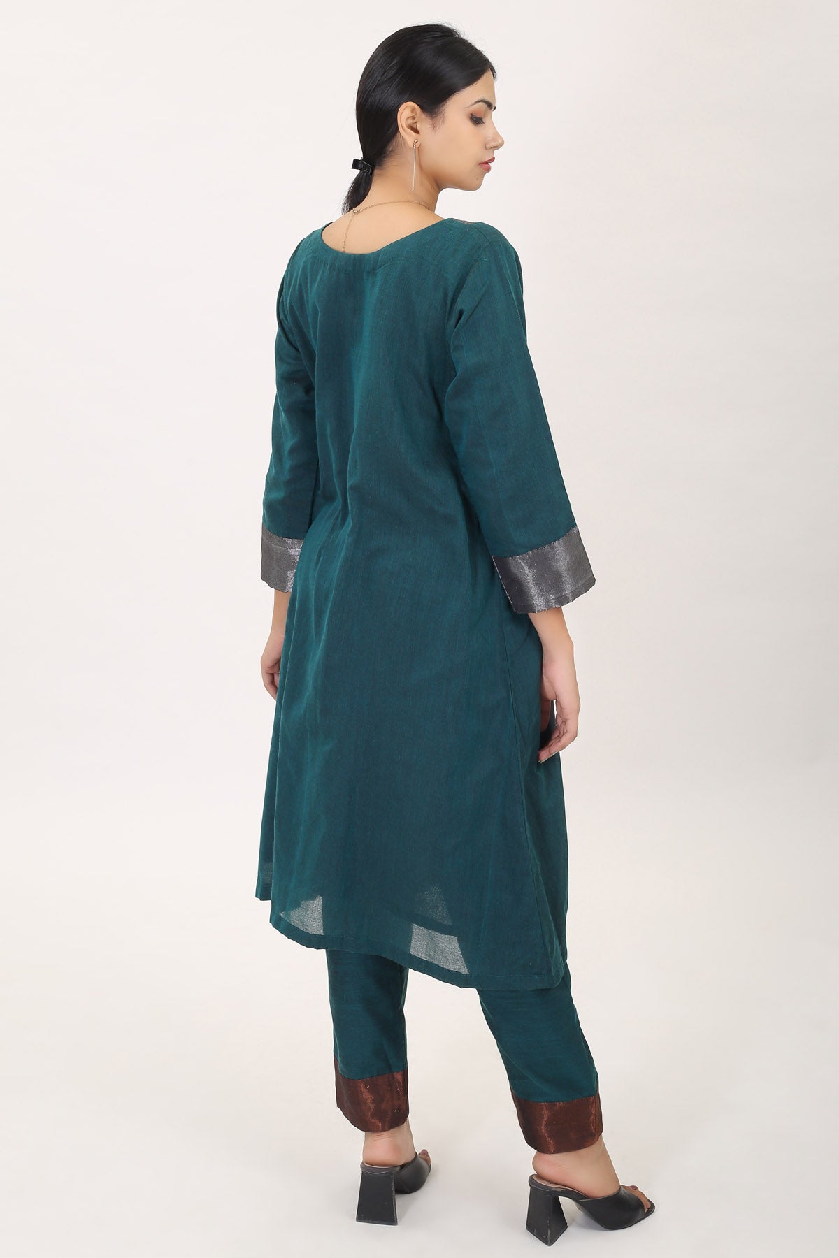 Green Cotton Zari Kurta Set