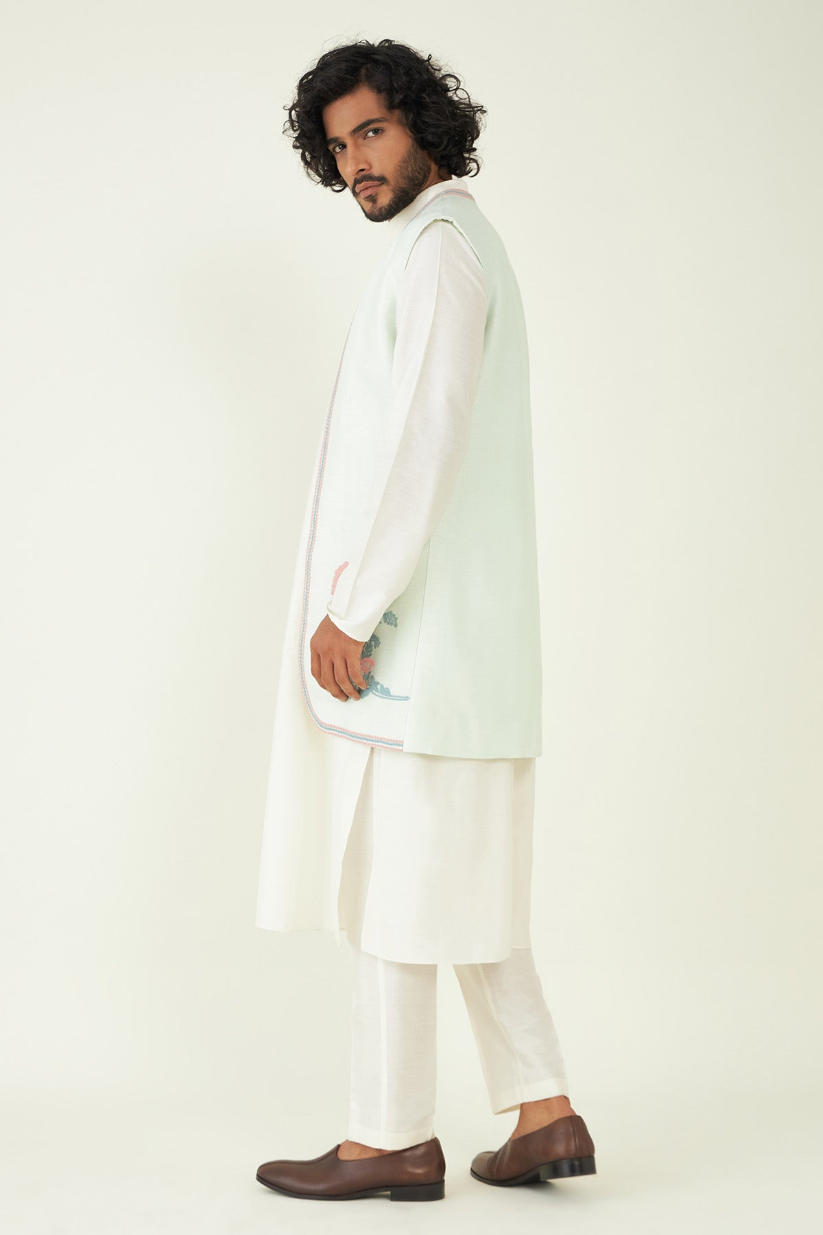 Green Embroidered Bundi Set