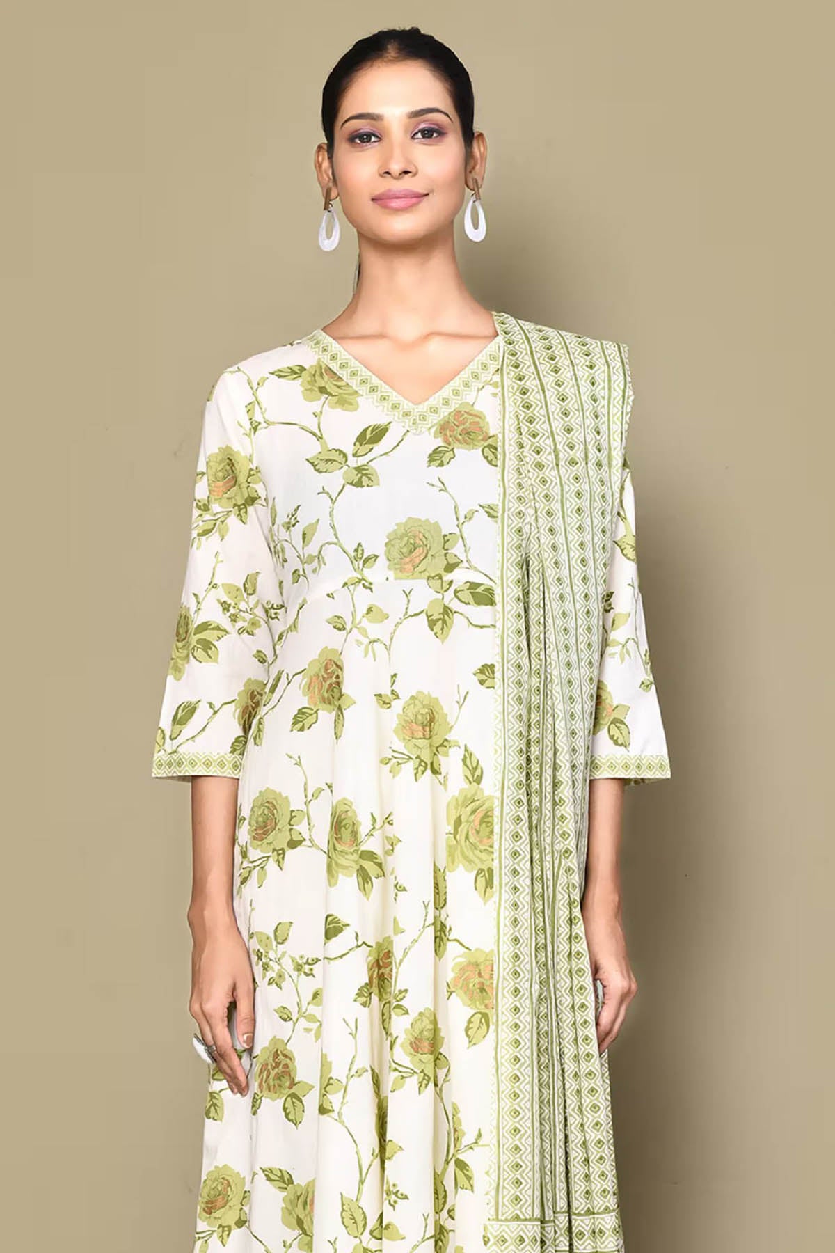 Green Floral Print Kurta Set