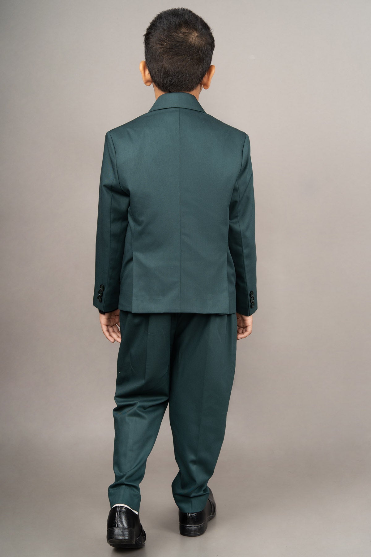 Green Lapel Embroidered Suit