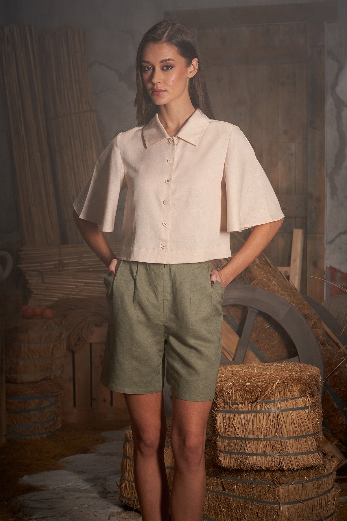 Green 100% Linen Pleated Shorts