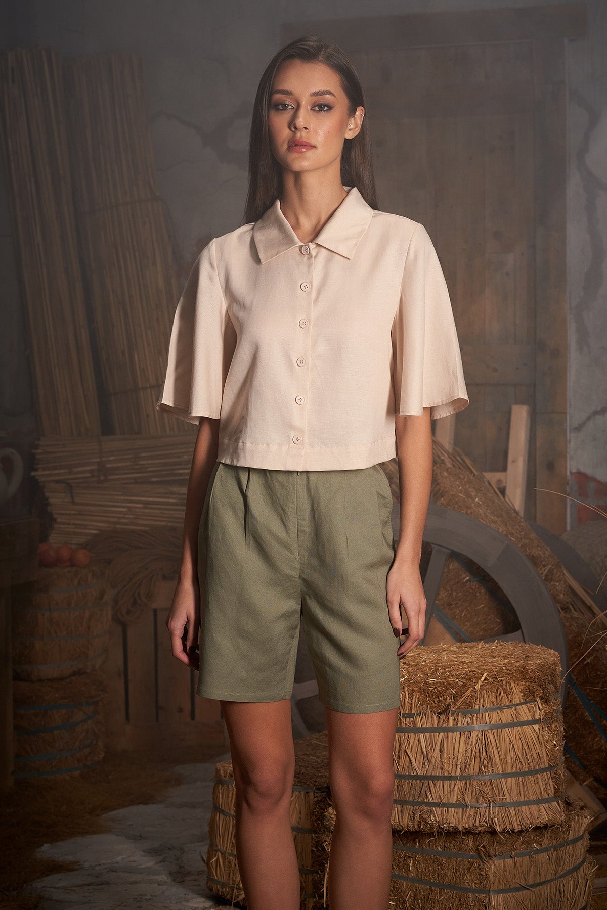 Green 100% Linen Pleated Shorts