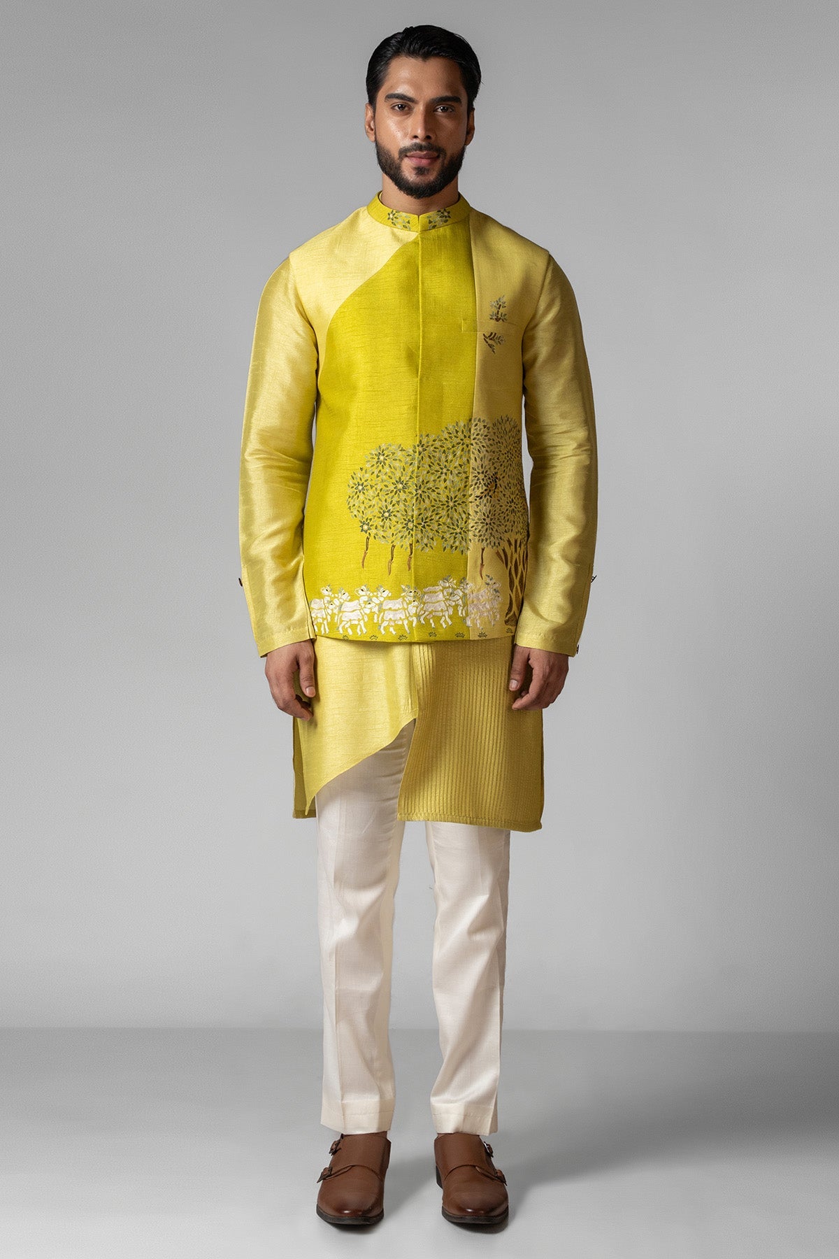 Buy Green Bam Silk Resham Kurta Set for men by Paarsh Atelier online available at scrollnshops