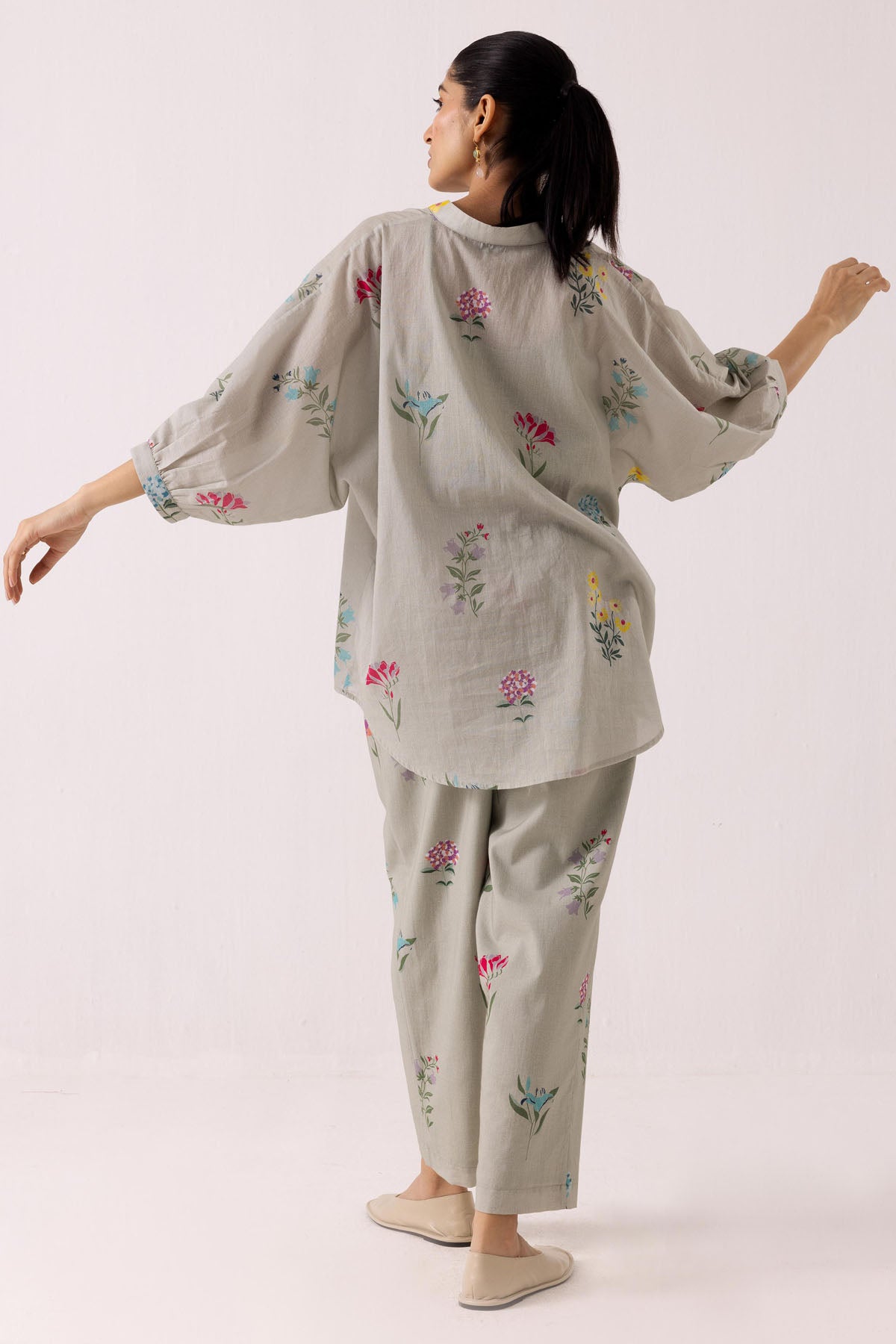 Green Cotton Print Shirt & Pants