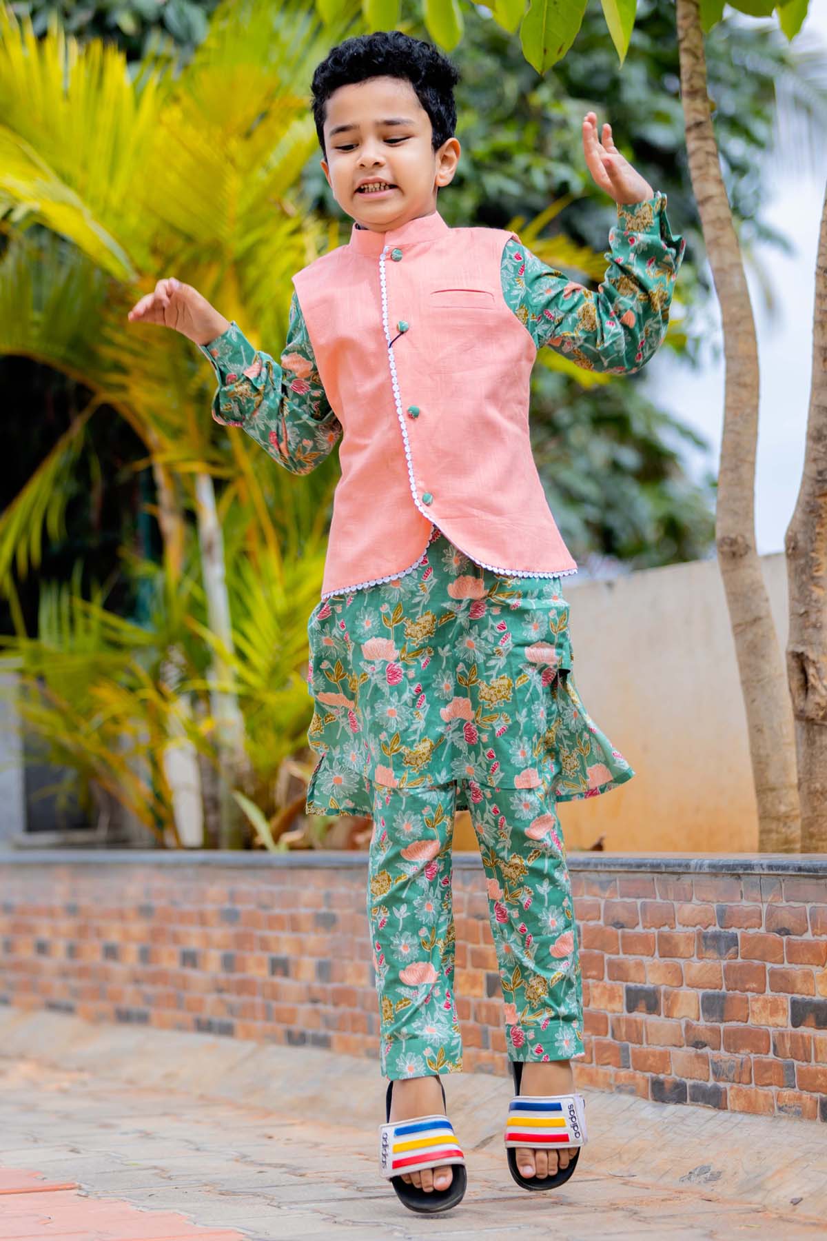 Designer Mamma's Bear Green Floral Kurta & Jacket Set For Kids (Boys & Girls) Available online at ScrollnShops