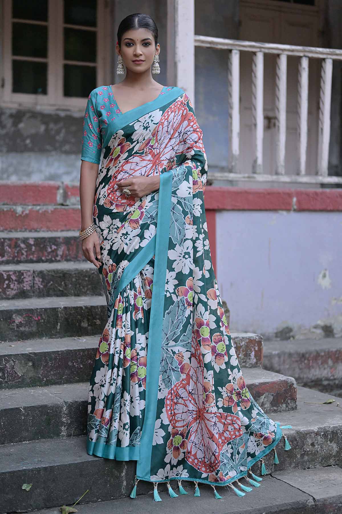 Buy Designer Green & Firozi Floral Print Saree Online