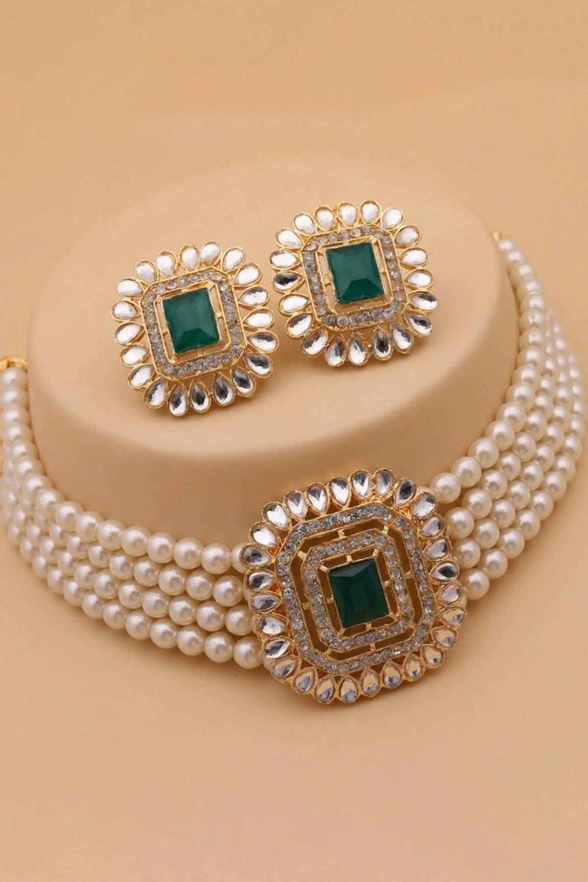 Green Gem Stone Jewellery Set