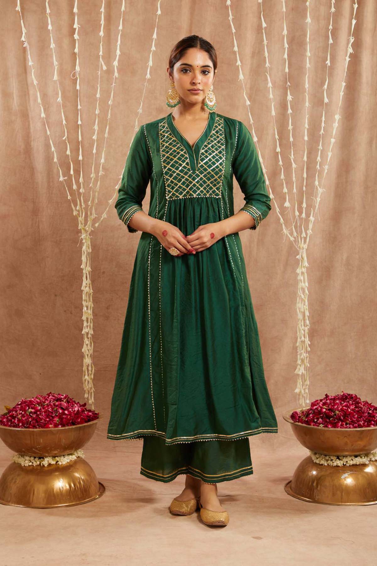 Buy Green Gota Chanderi Kurta Set by Nero for women online at ScrollnShops